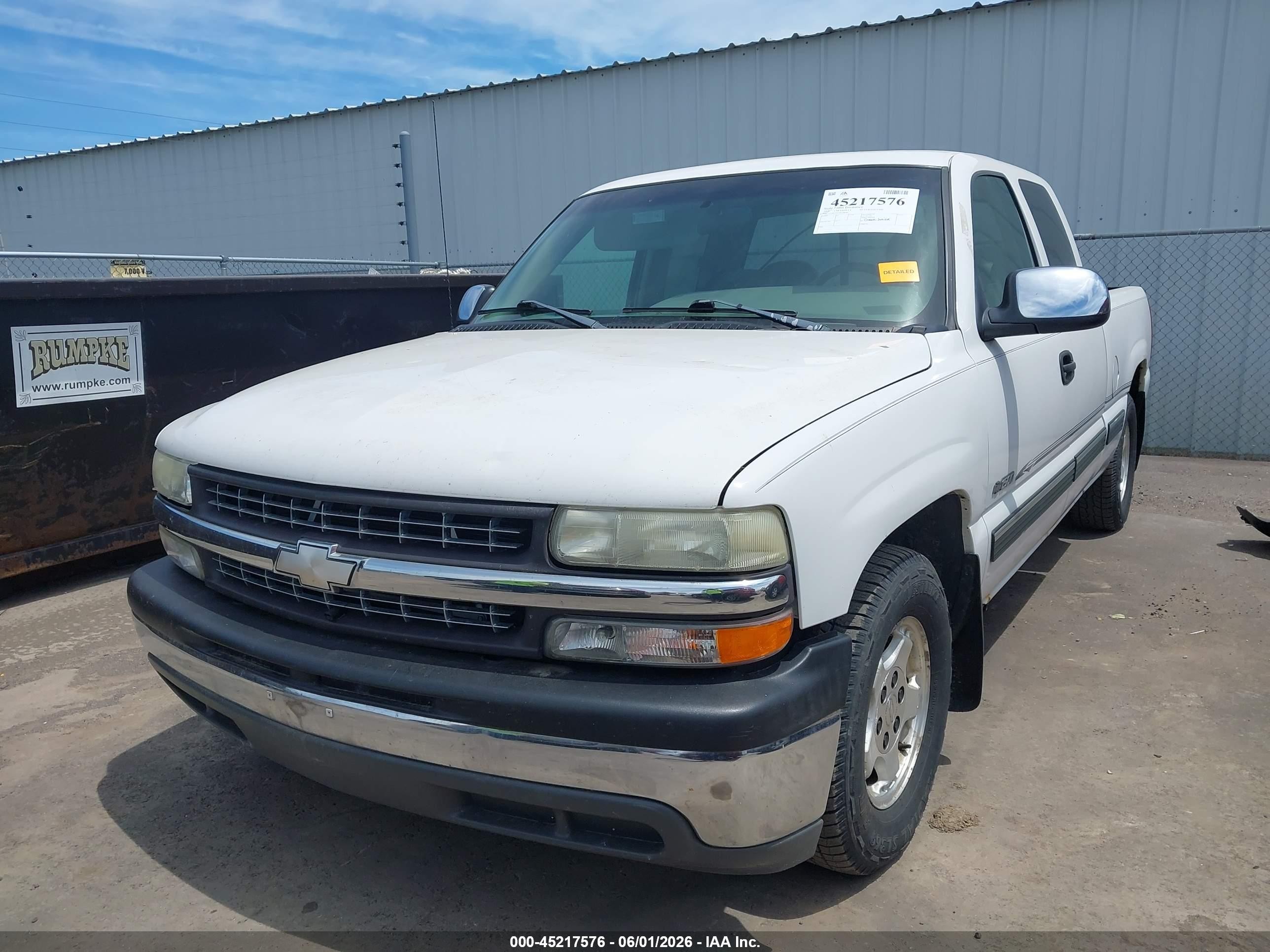 1999 Chevrolet Silverado 1500 Ls Белый vin: 2GCEC19V4X1188361