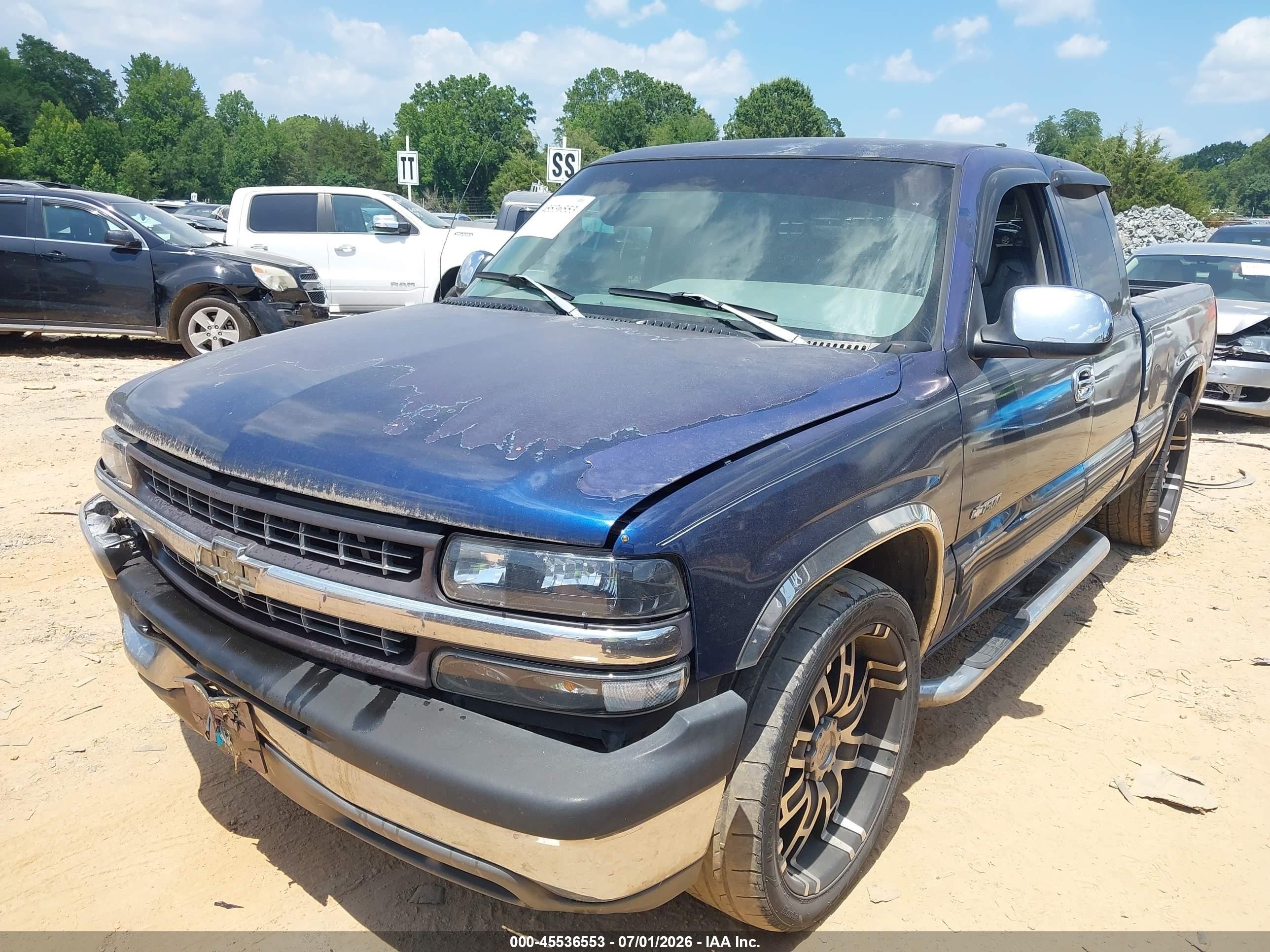2000 Chevrolet Silverado 1500 Ls Blue vin: 2GCEC19V4Y1122569