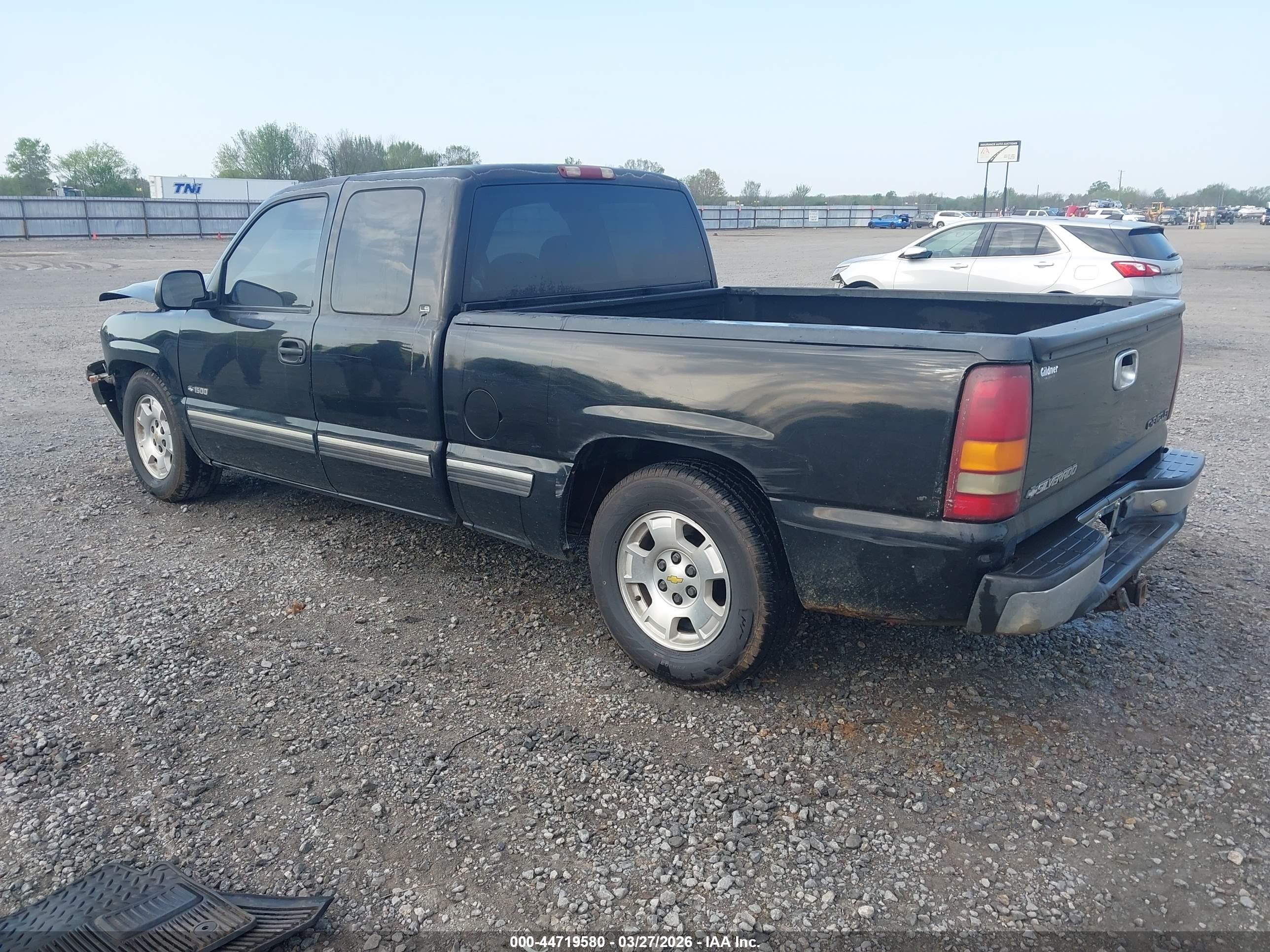 2000 Chevrolet Silverado 1500 Ls Black vin: 2GCEC19V4Y1186241