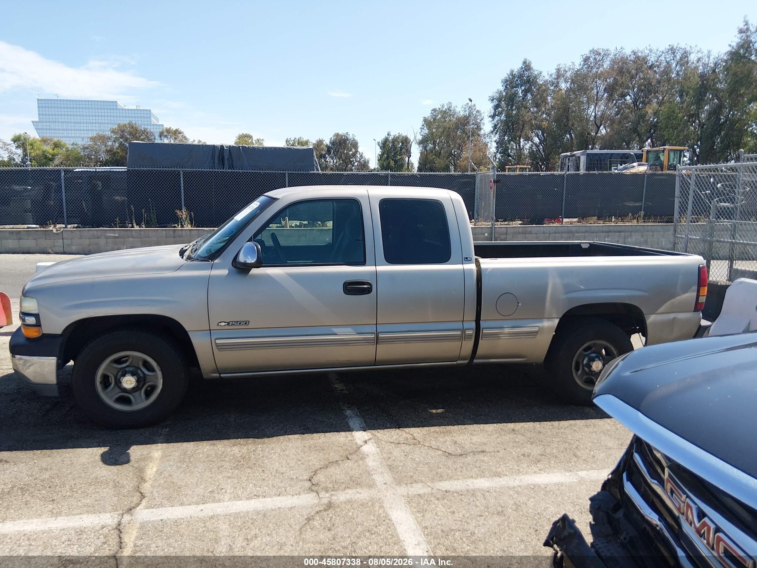 2000 Chevrolet Silverado 1500 Ls Beige vin: 2GCEC19V4Y1311304