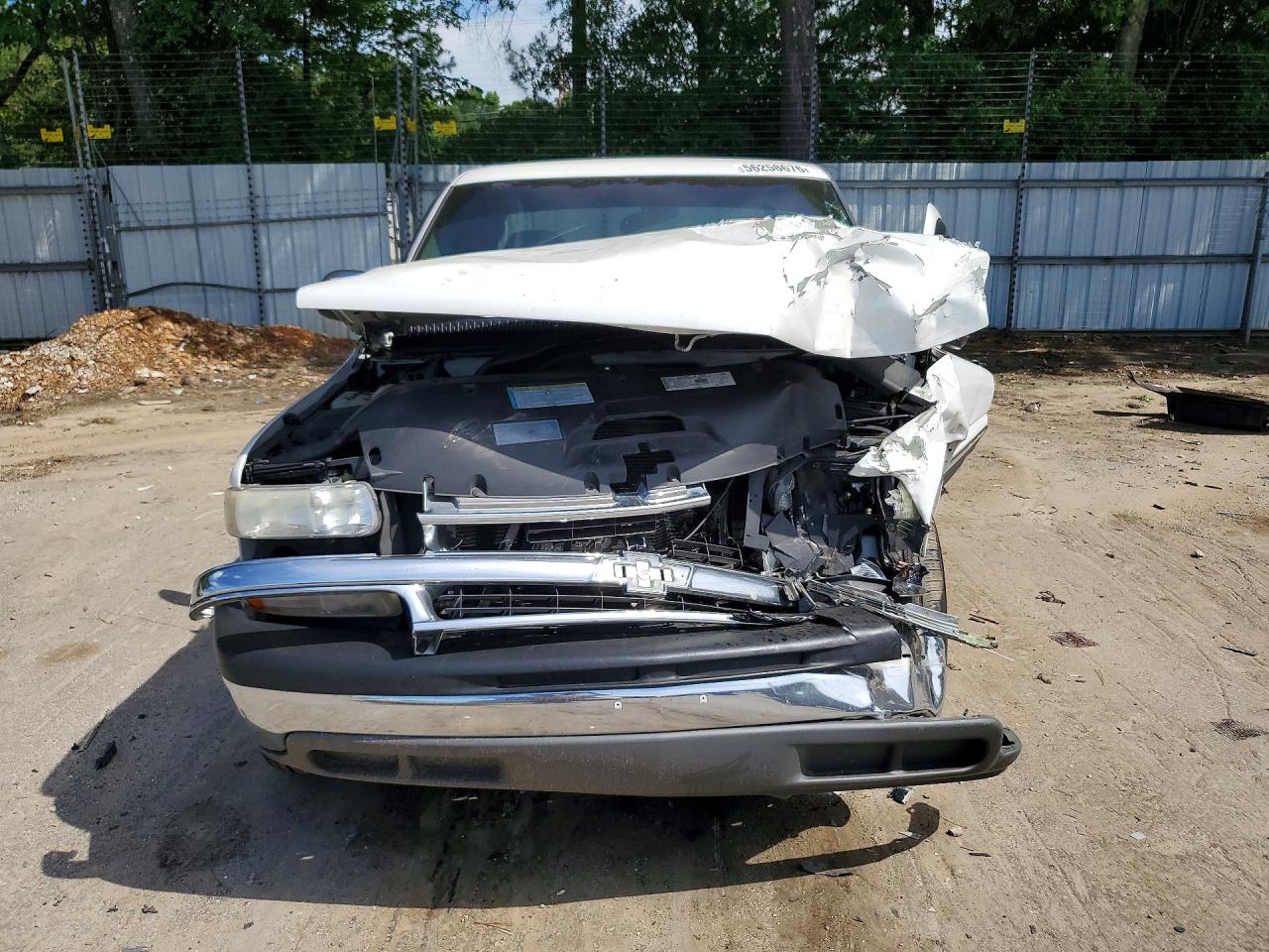 2000 Chevrolet Silverado C1500 White vin: 2GCEC19V4Y1315501