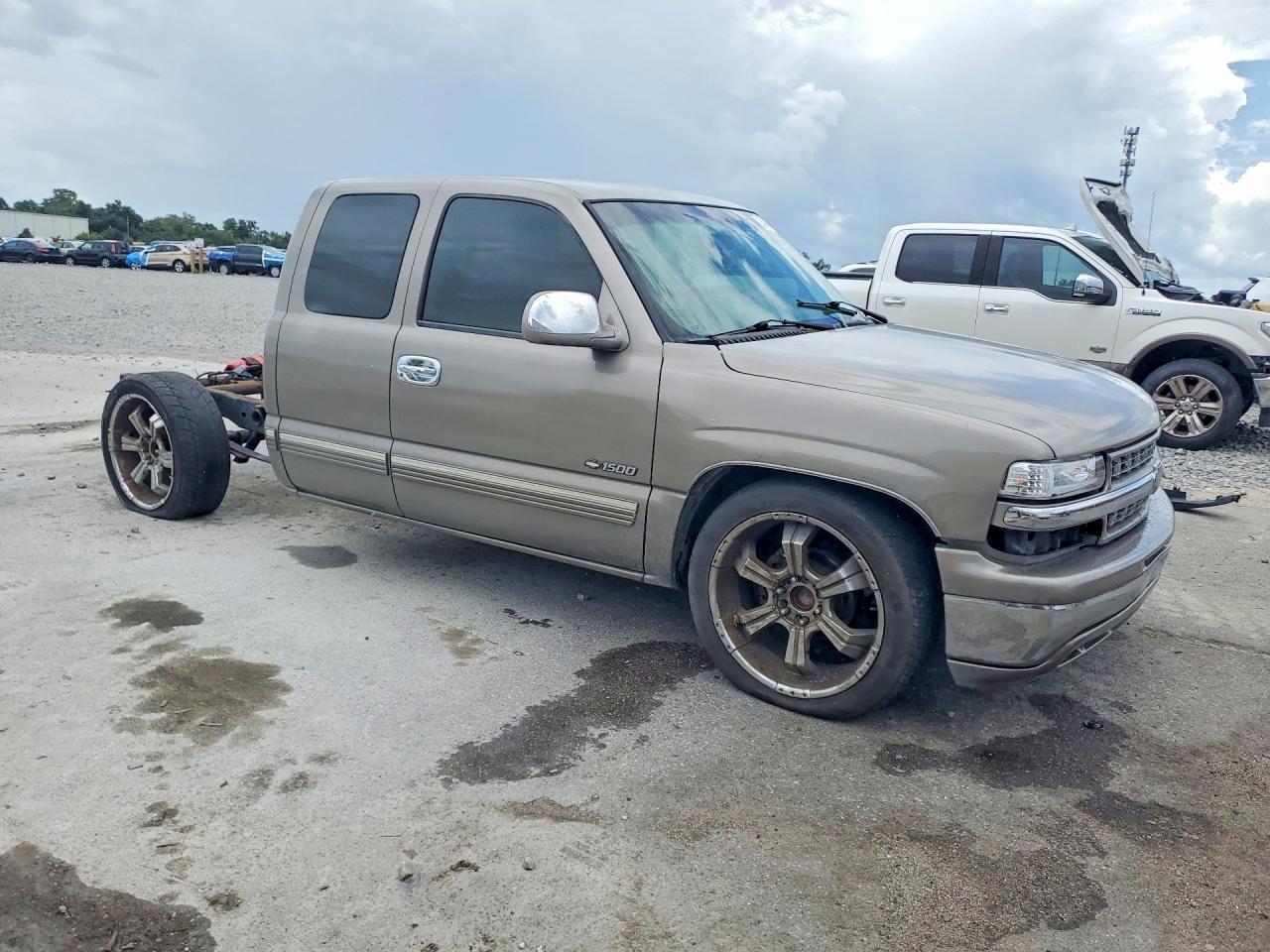 2000 Chevrolet Silverado C1500 Tan vin: 2GCEC19V4Y1407532