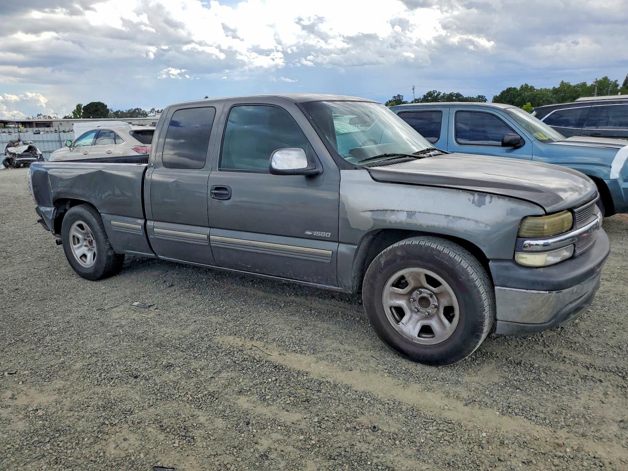 2001 Chevrolet Silverado C1500 Gray vin: 2GCEC19V511170667