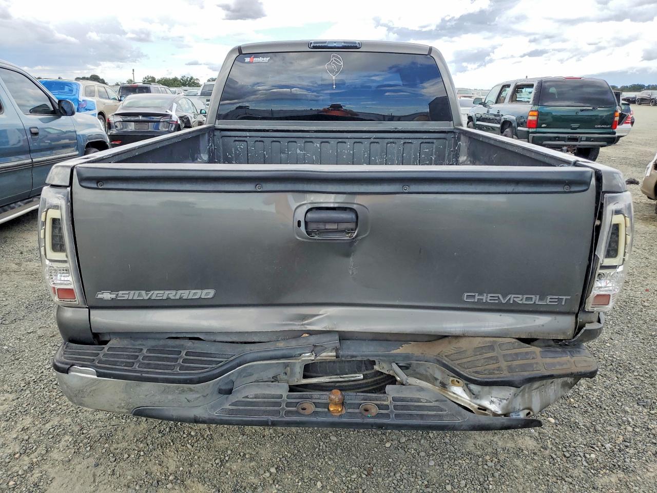 2001 Chevrolet Silverado C1500 Gray vin: 2GCEC19V511170667