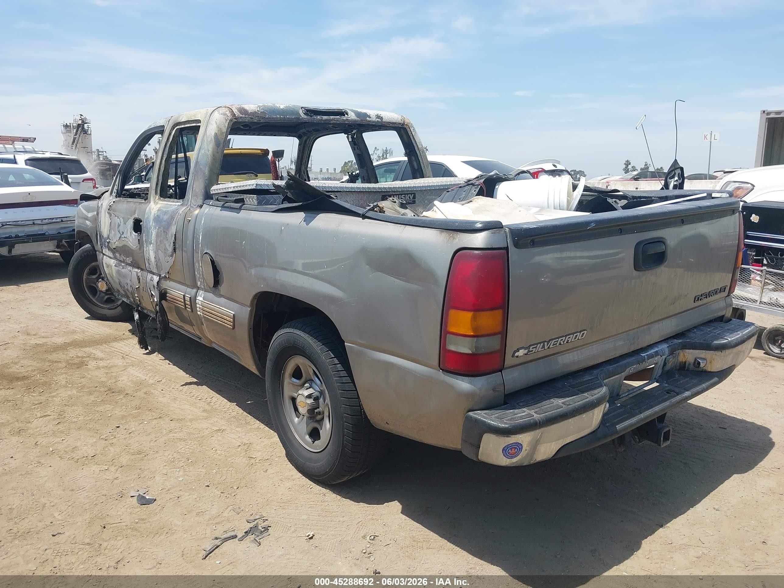 2001 Chevrolet Silverado 1500 Ls Gray vin: 2GCEC19V511182124