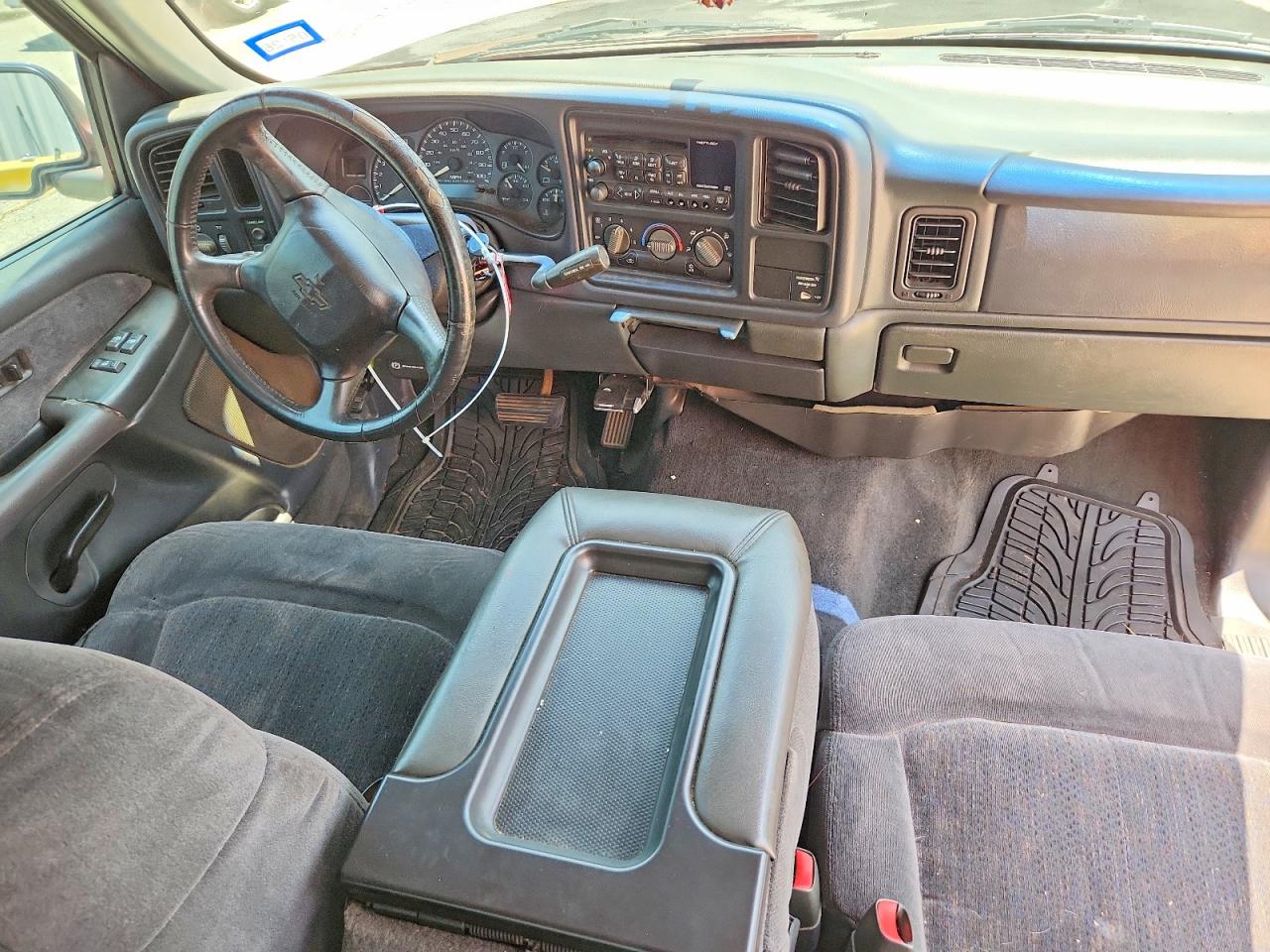 2002 Chevrolet Silverado C1500 Black vin: 2GCEC19V521142031