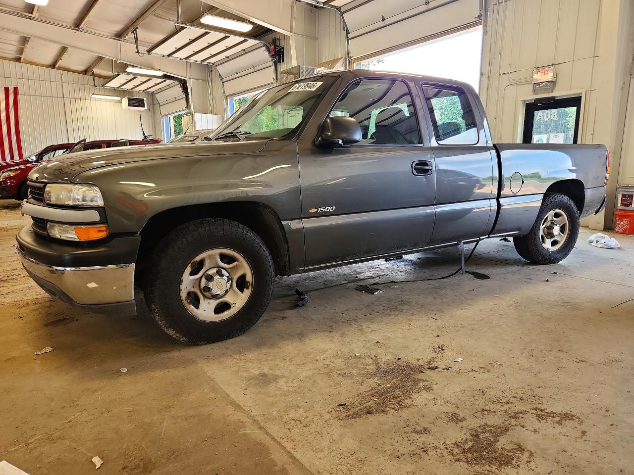 2002 Chevrolet Silverado C1500 Серый vin: 2GCEC19V521296156
