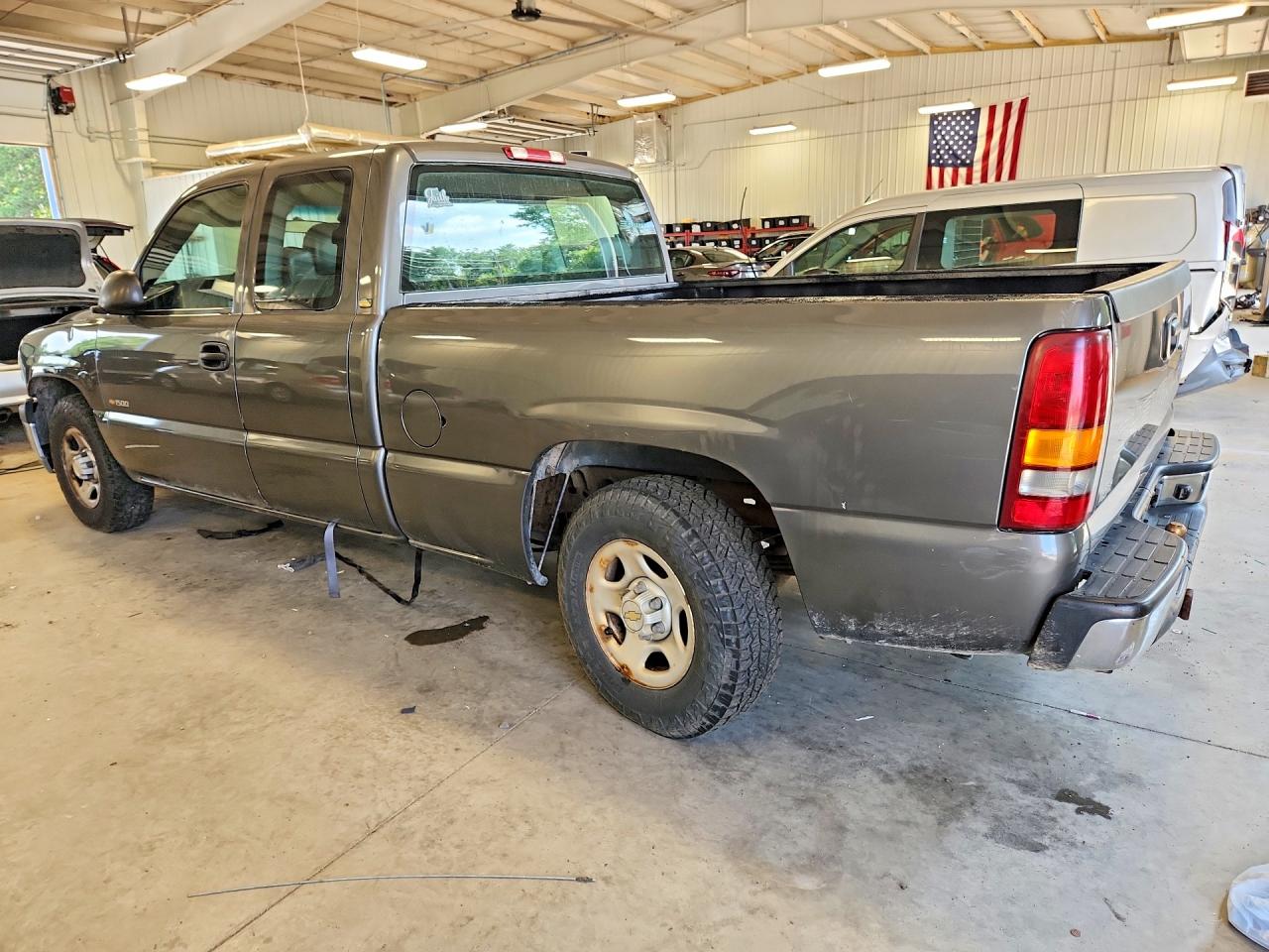 2002 Chevrolet Silverado C1500 Серый vin: 2GCEC19V521296156