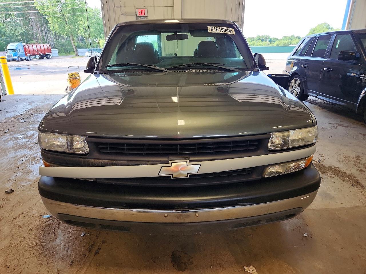 2002 Chevrolet Silverado C1500 Серый vin: 2GCEC19V521296156