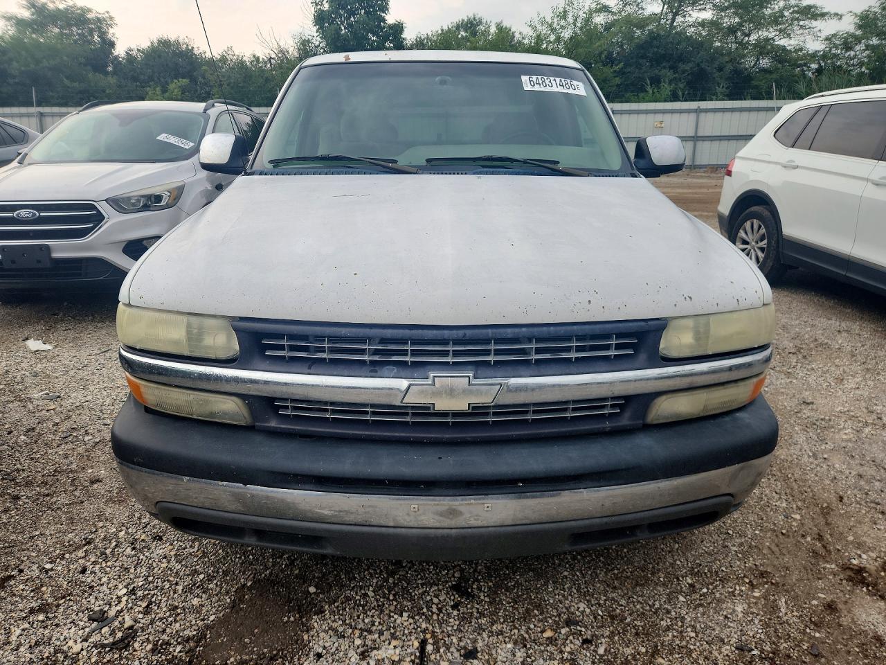2002 Chevrolet Silverado C1500 White vin: 2GCEC19V521392546