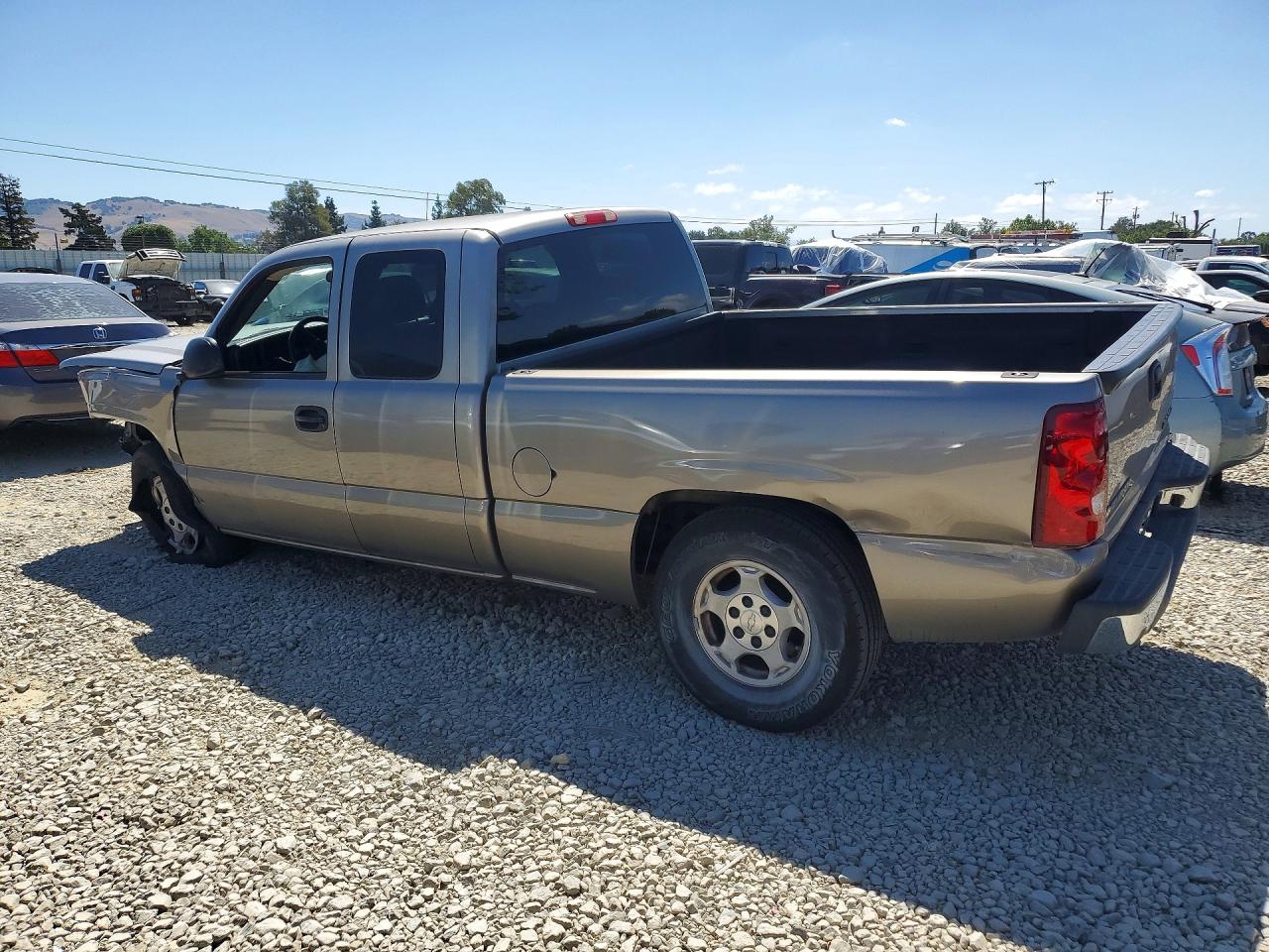 2003 Chevrolet Silverado C1500 Tan vin: 2GCEC19V531231244
