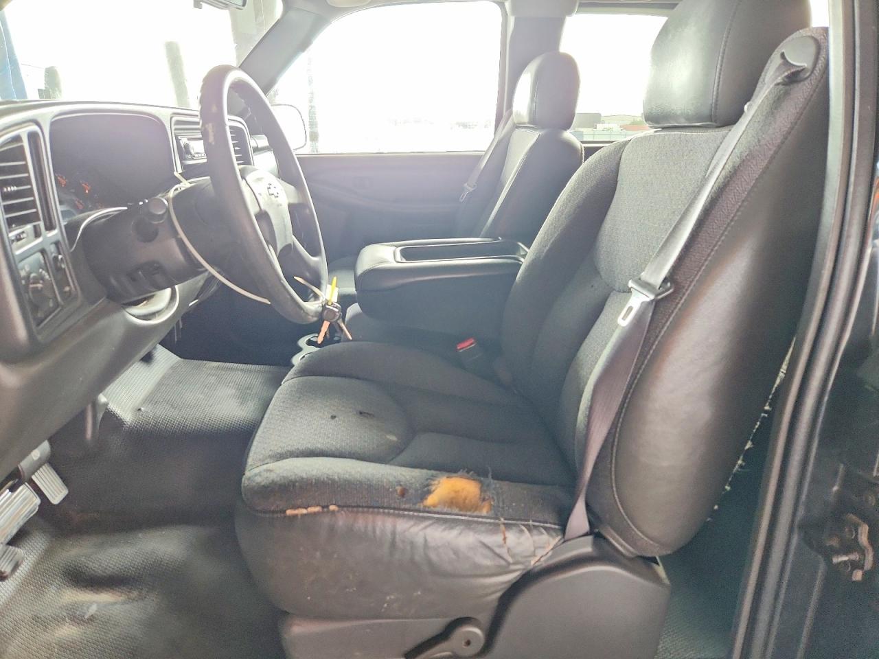 2004 Chevrolet Silverado C1500 Угольный vin: 2GCEC19V541133848