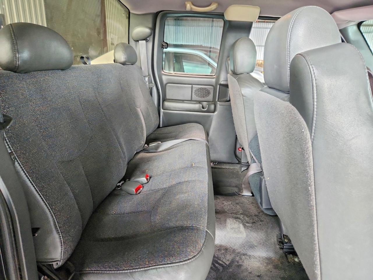 2004 Chevrolet Silverado C1500 Угольный vin: 2GCEC19V541133848