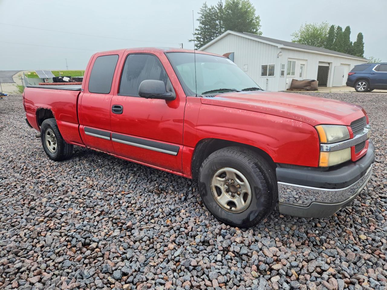 2004 Chevrolet Silverado C1500 Red vin: 2GCEC19V541288156