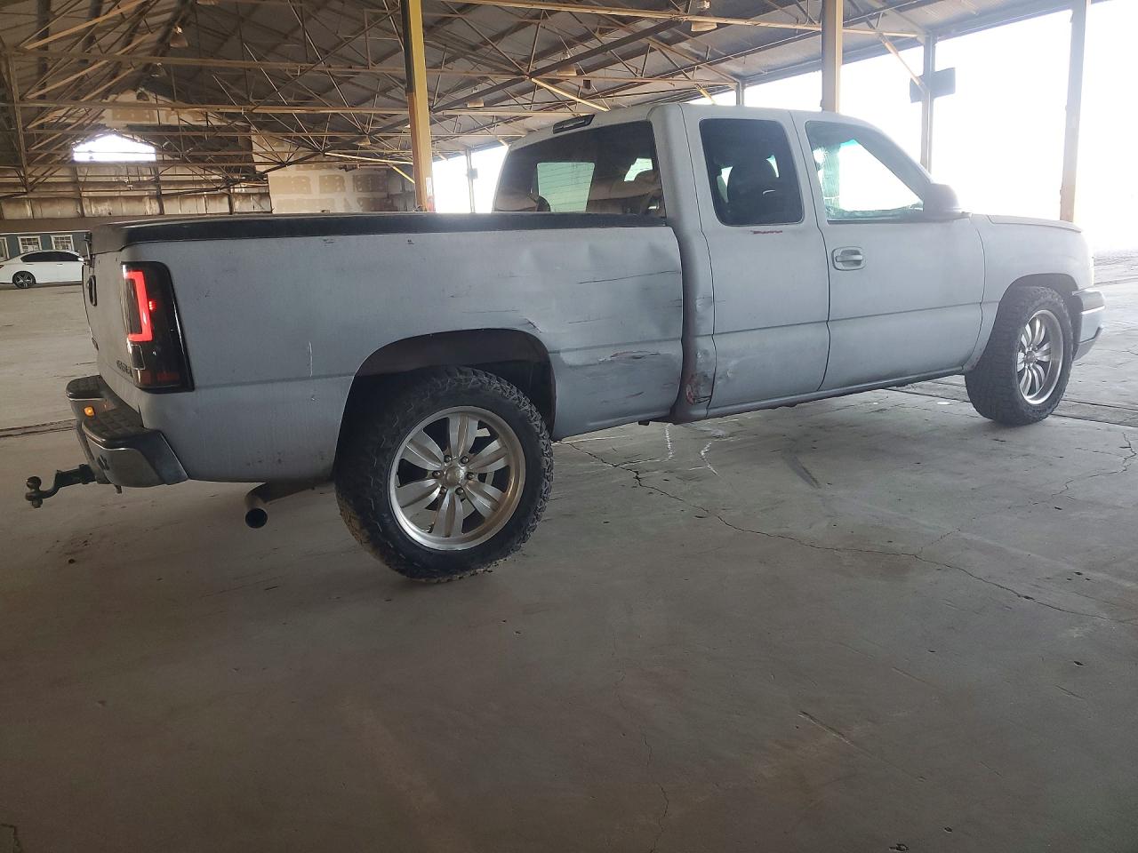 2004 Chevrolet Silverado C1500 Красный vin: 2GCEC19V541325612