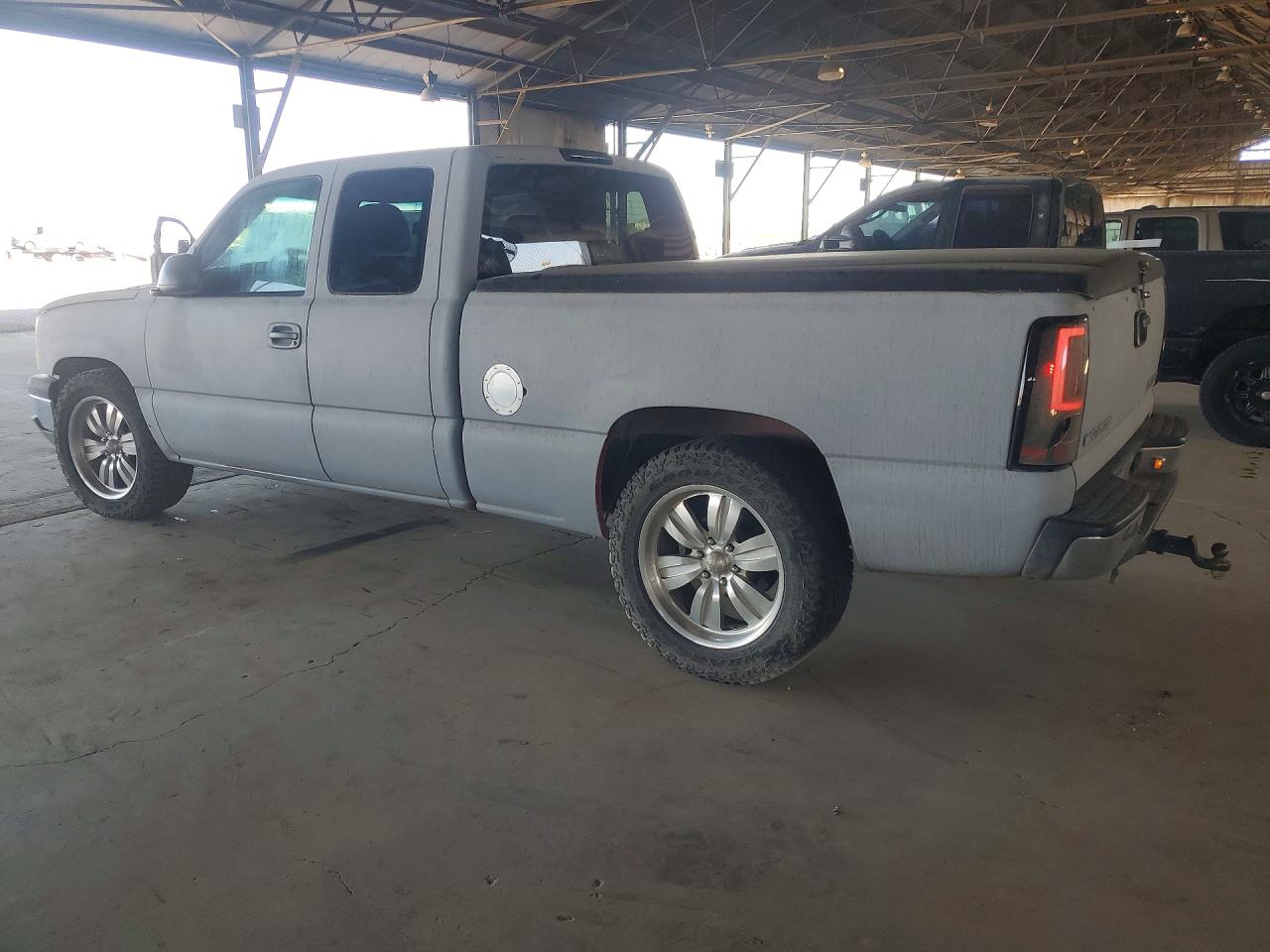 2004 Chevrolet Silverado C1500 Красный vin: 2GCEC19V541325612