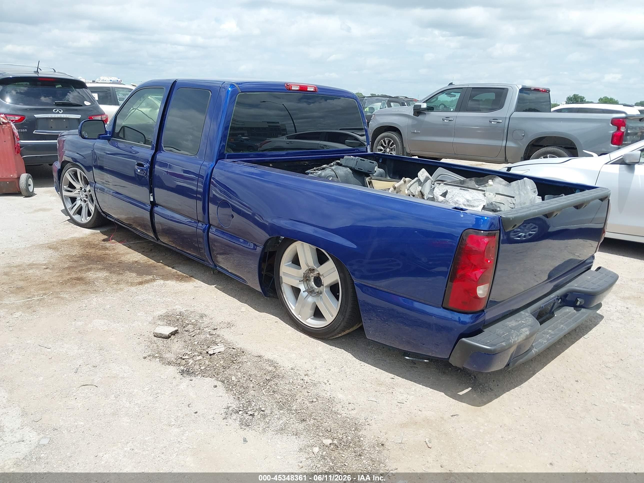 2005 Chevrolet Silverado 1500 Ls Blue vin: 2GCEC19V551104240
