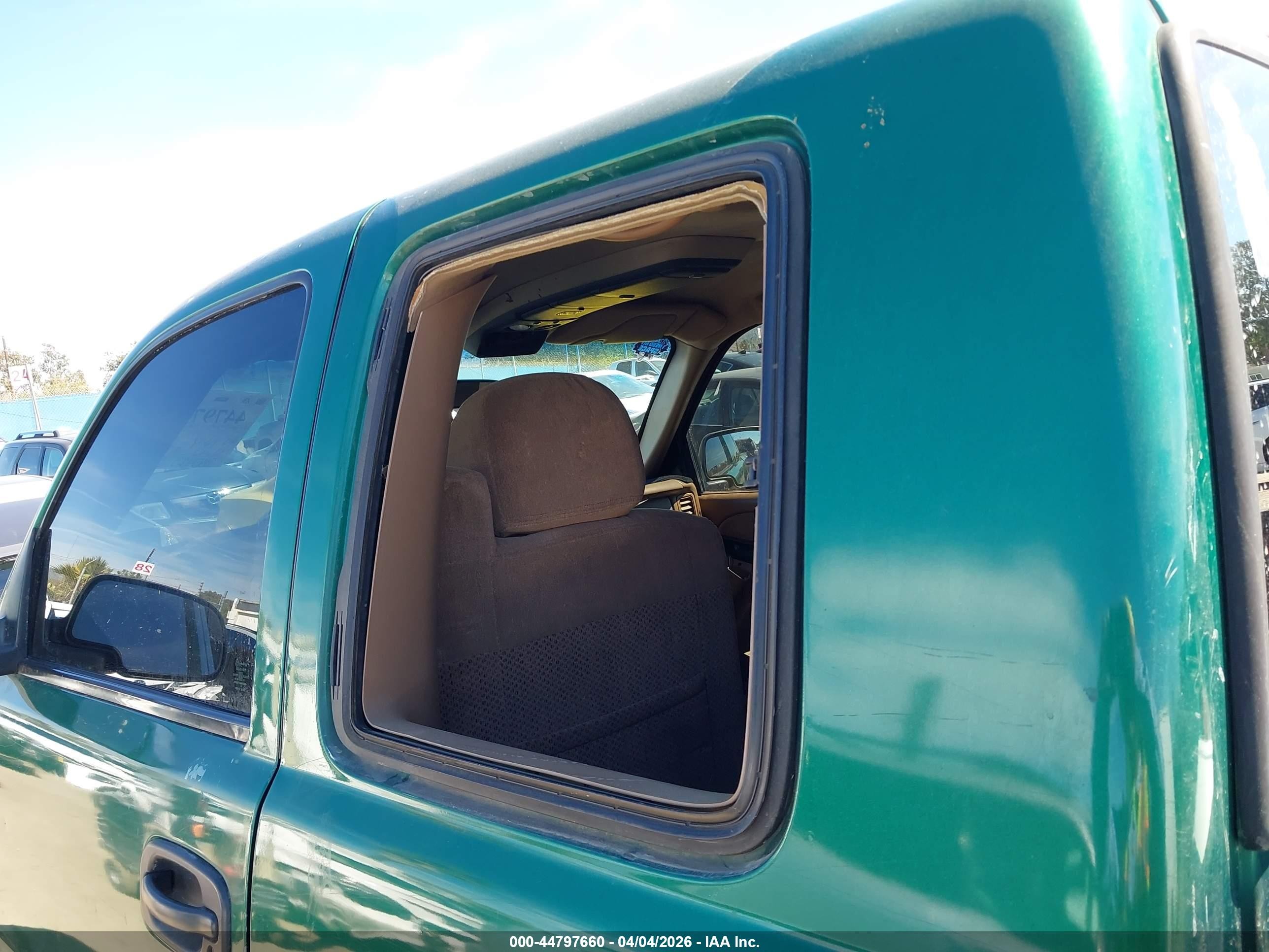 1999 Chevrolet Silverado 1500 Ls Зеленый vin: 2GCEC19V5X1107769