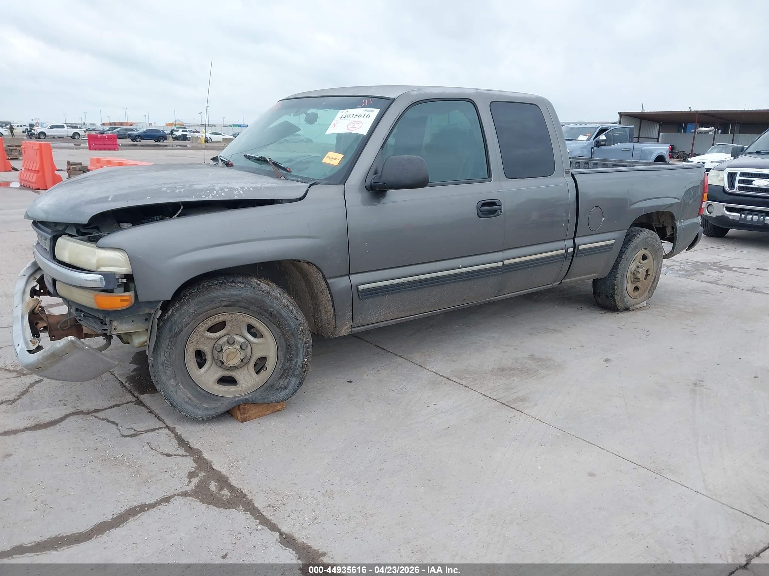 2000 Chevrolet Silverado 1500 Gray vin: 2GCEC19V5Y1366280