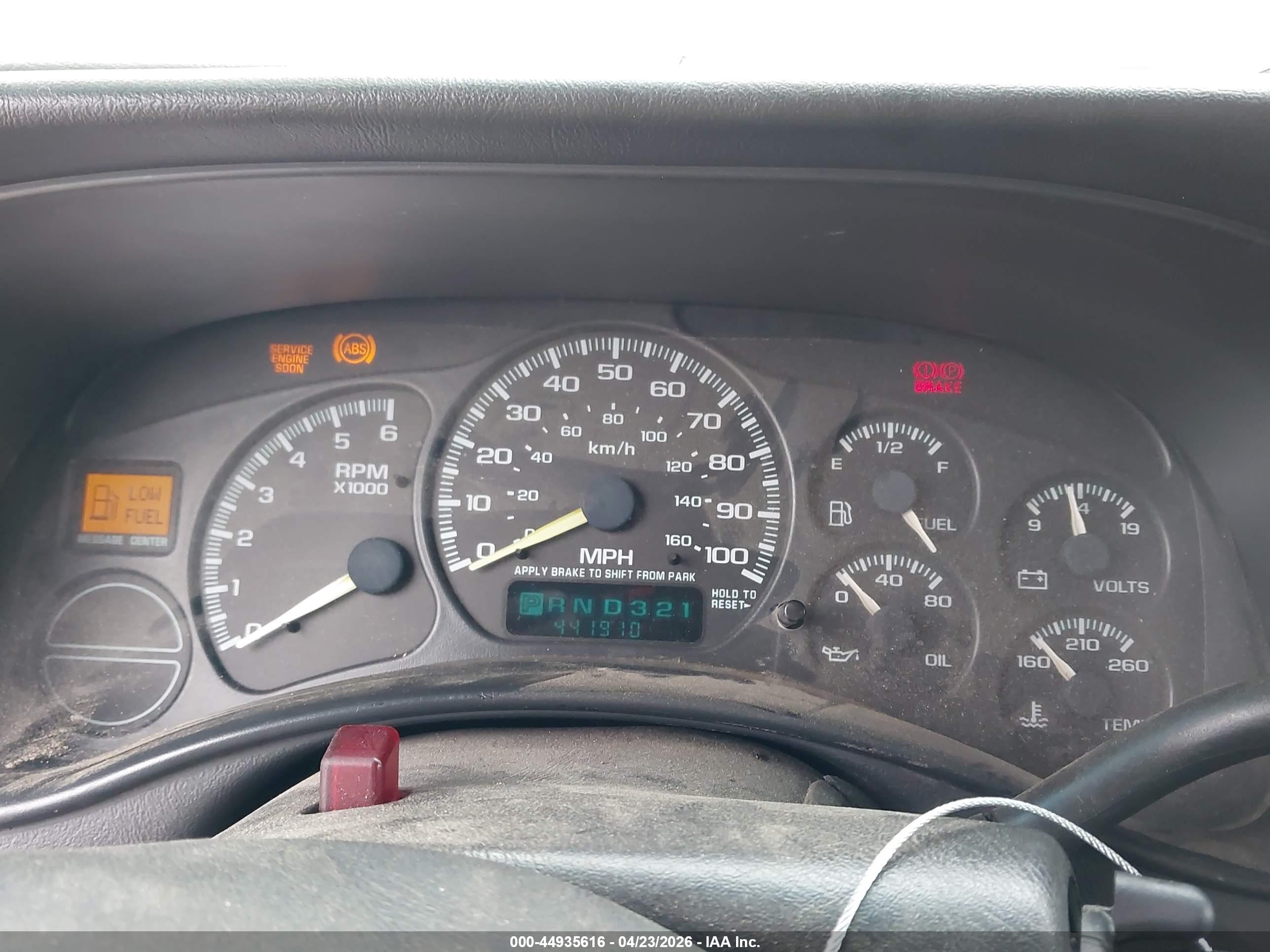 2000 Chevrolet Silverado 1500 Gray vin: 2GCEC19V5Y1366280