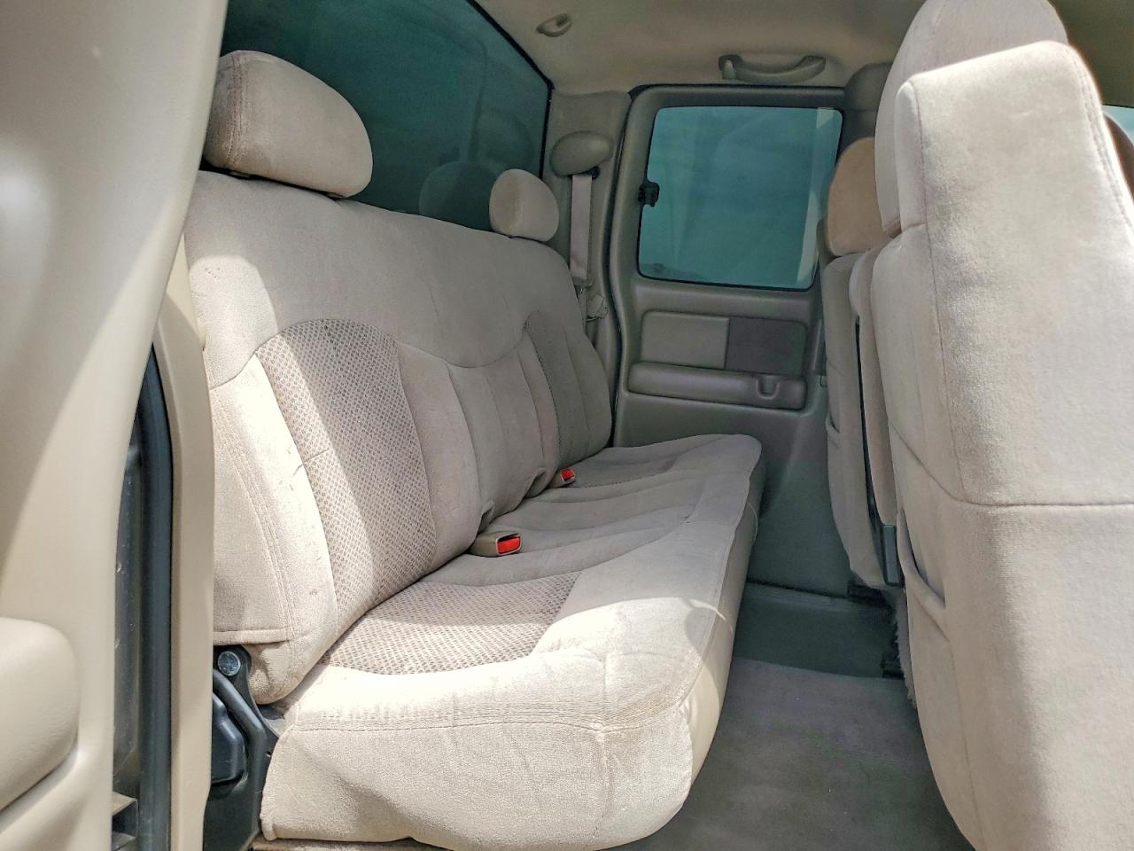 2001 Chevrolet Silverado C1500 Коричневый vin: 2GCEC19V611154011