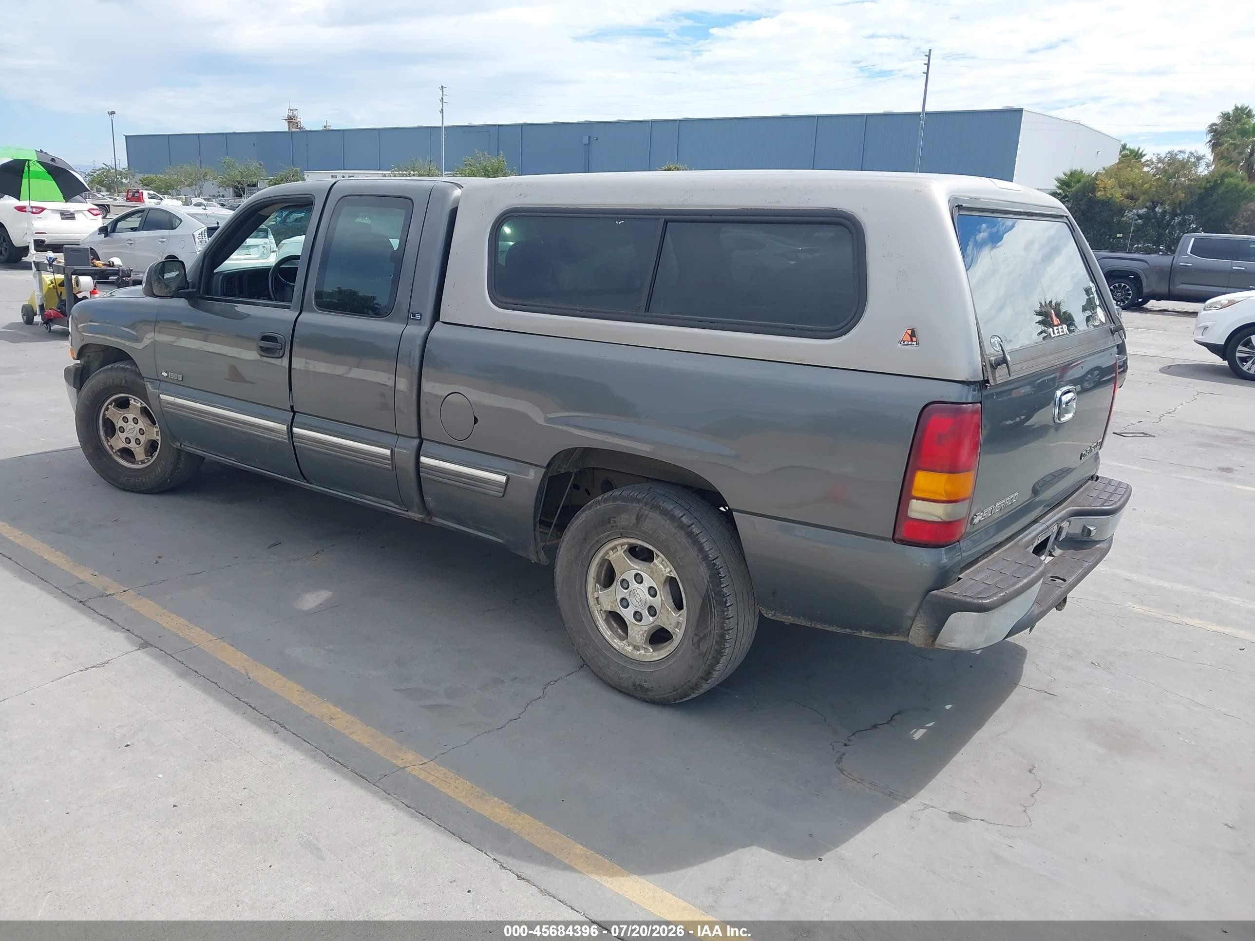2001 Chevrolet Silverado 1500 Ls Серый vin: 2GCEC19V611294608