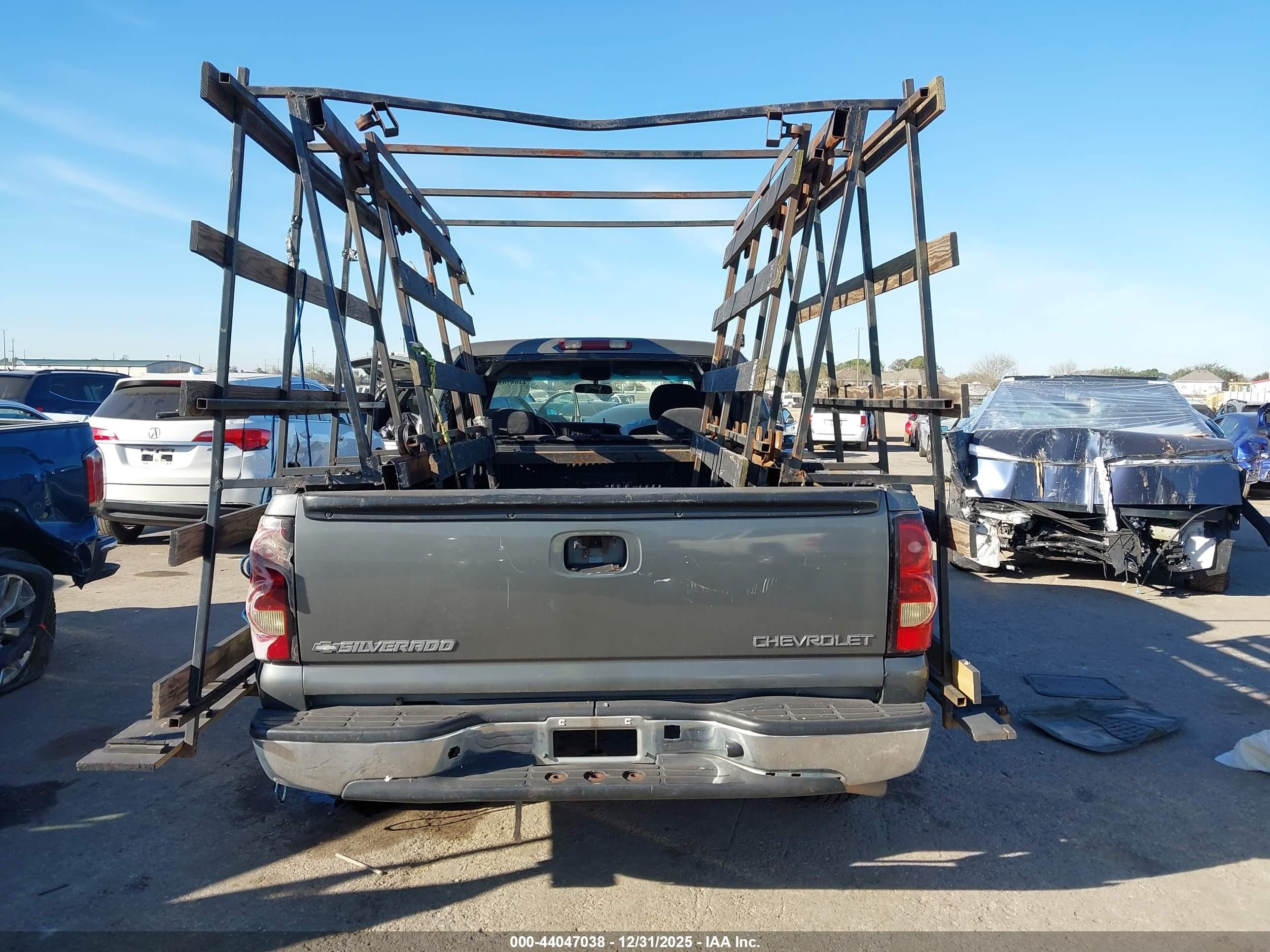 2002 Chevrolet Silverado 1500 Ls Gray vin: 2GCEC19V621218307