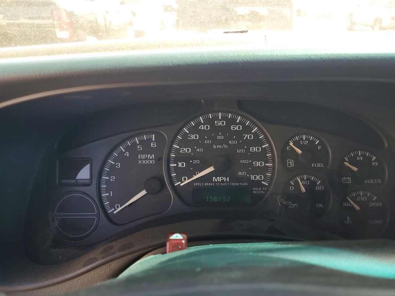 2002 Chevrolet Silverado C1500 Gray vin: 2GCEC19V621330427