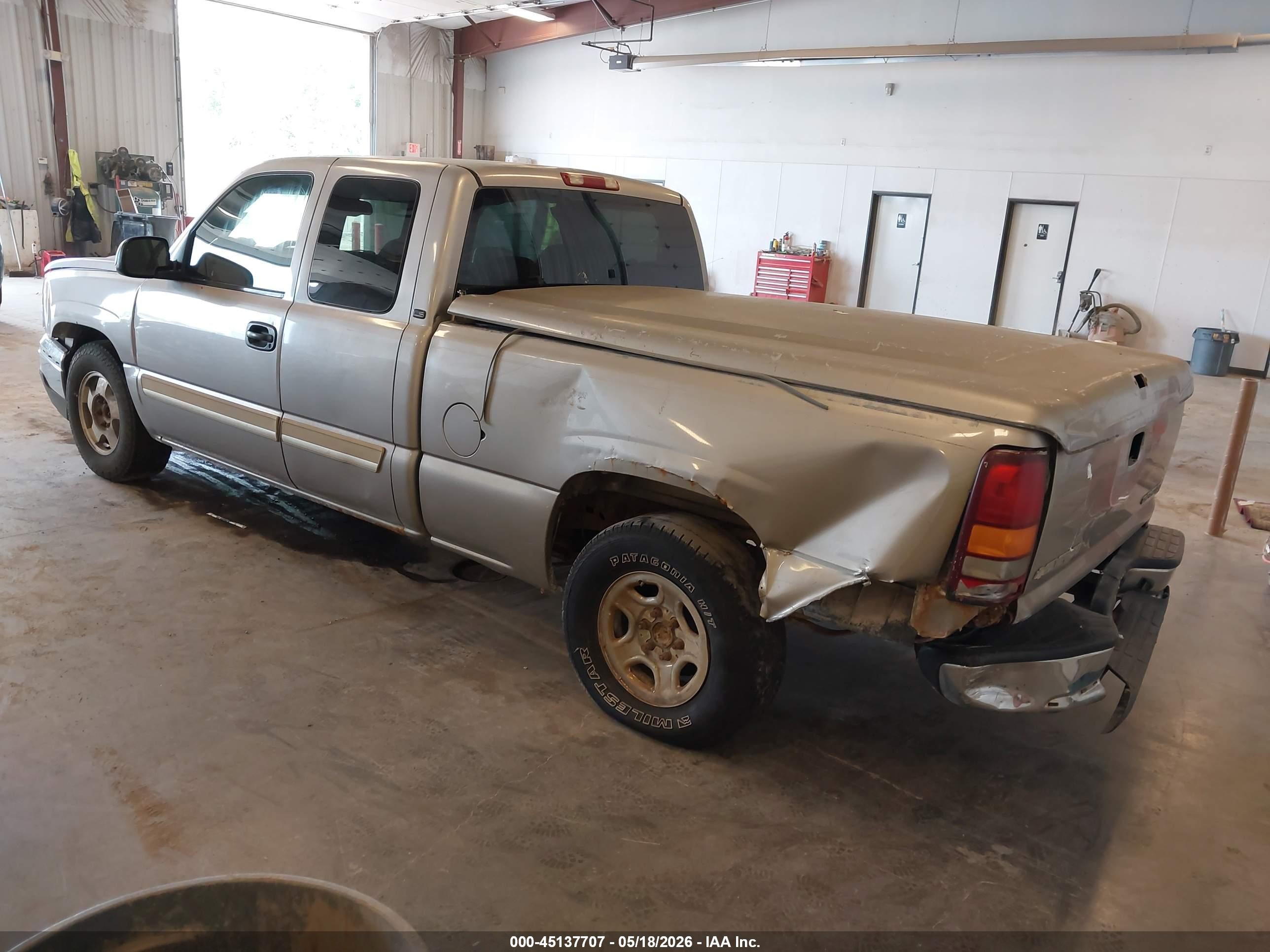 2003 Chevrolet Silverado 1500 Ls Желто-коричневый vin: 2GCEC19V631226425