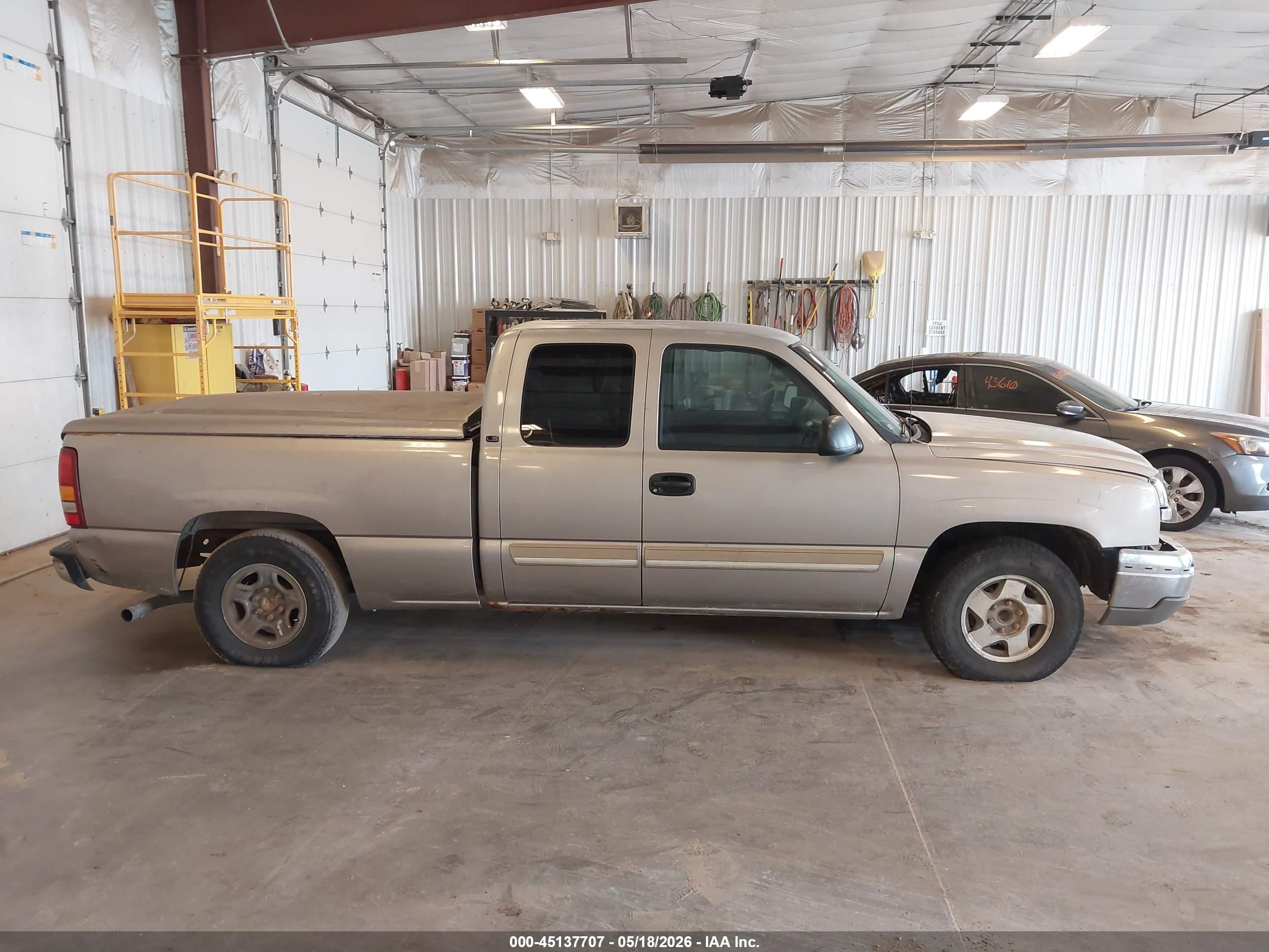 2003 Chevrolet Silverado 1500 Ls Желто-коричневый vin: 2GCEC19V631226425