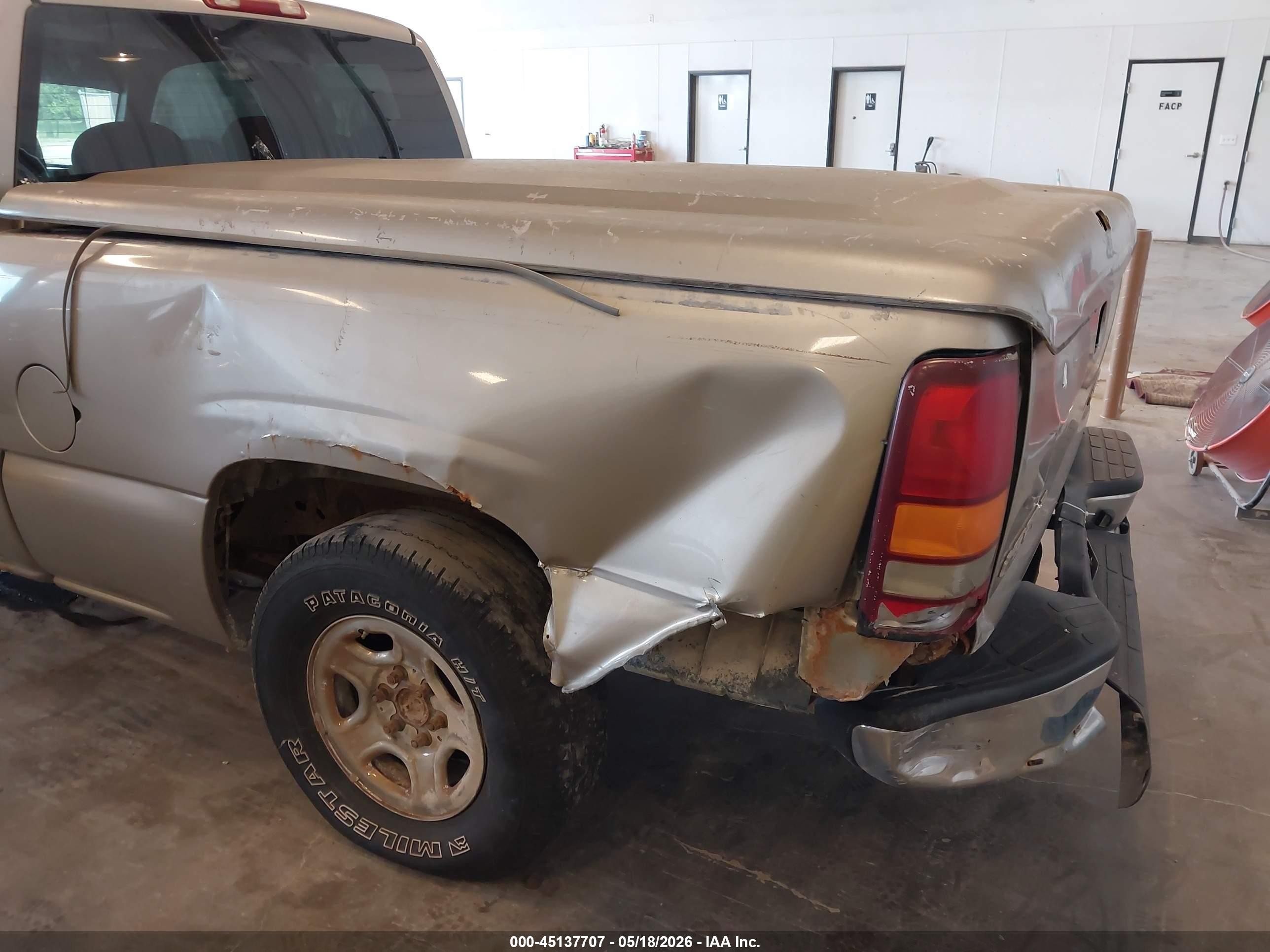 2003 Chevrolet Silverado 1500 Ls Желто-коричневый vin: 2GCEC19V631226425