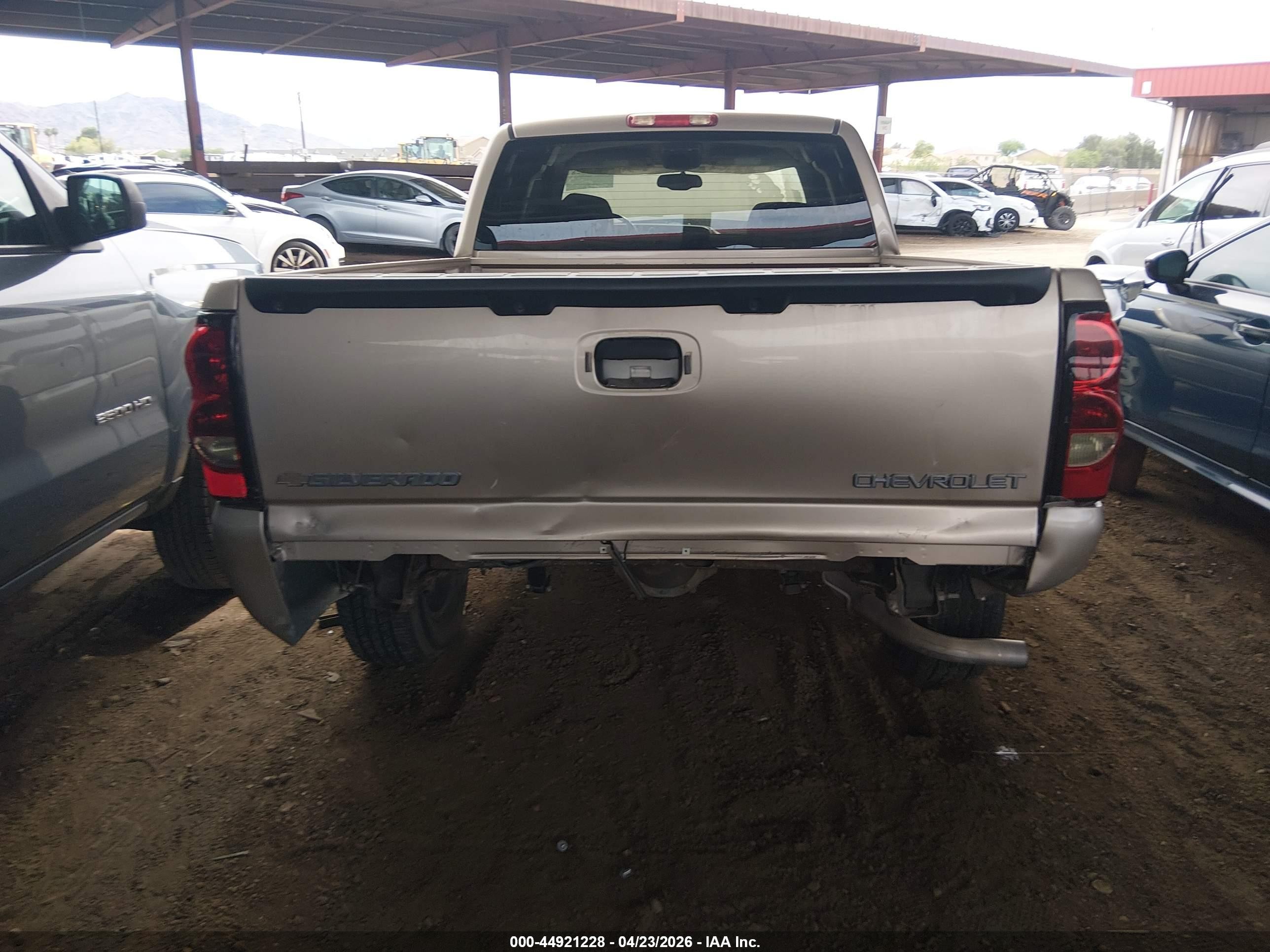 2005 Chevrolet Silverado 1500 Ls Gold vin: 2GCEC19V651339102