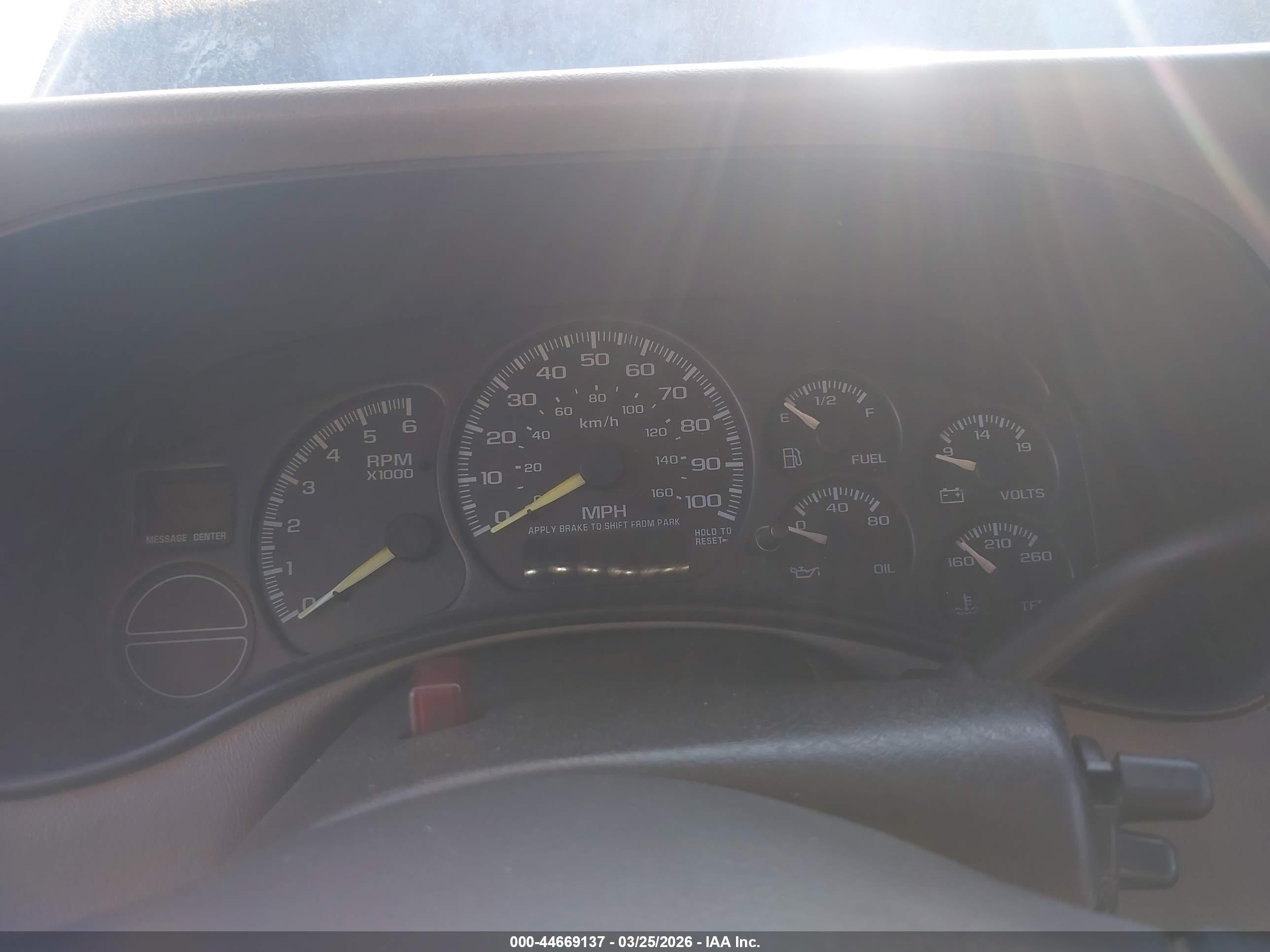 2000 Chevrolet Silverado 1500 Ls Черный vin: 2GCEC19V6Y1387347