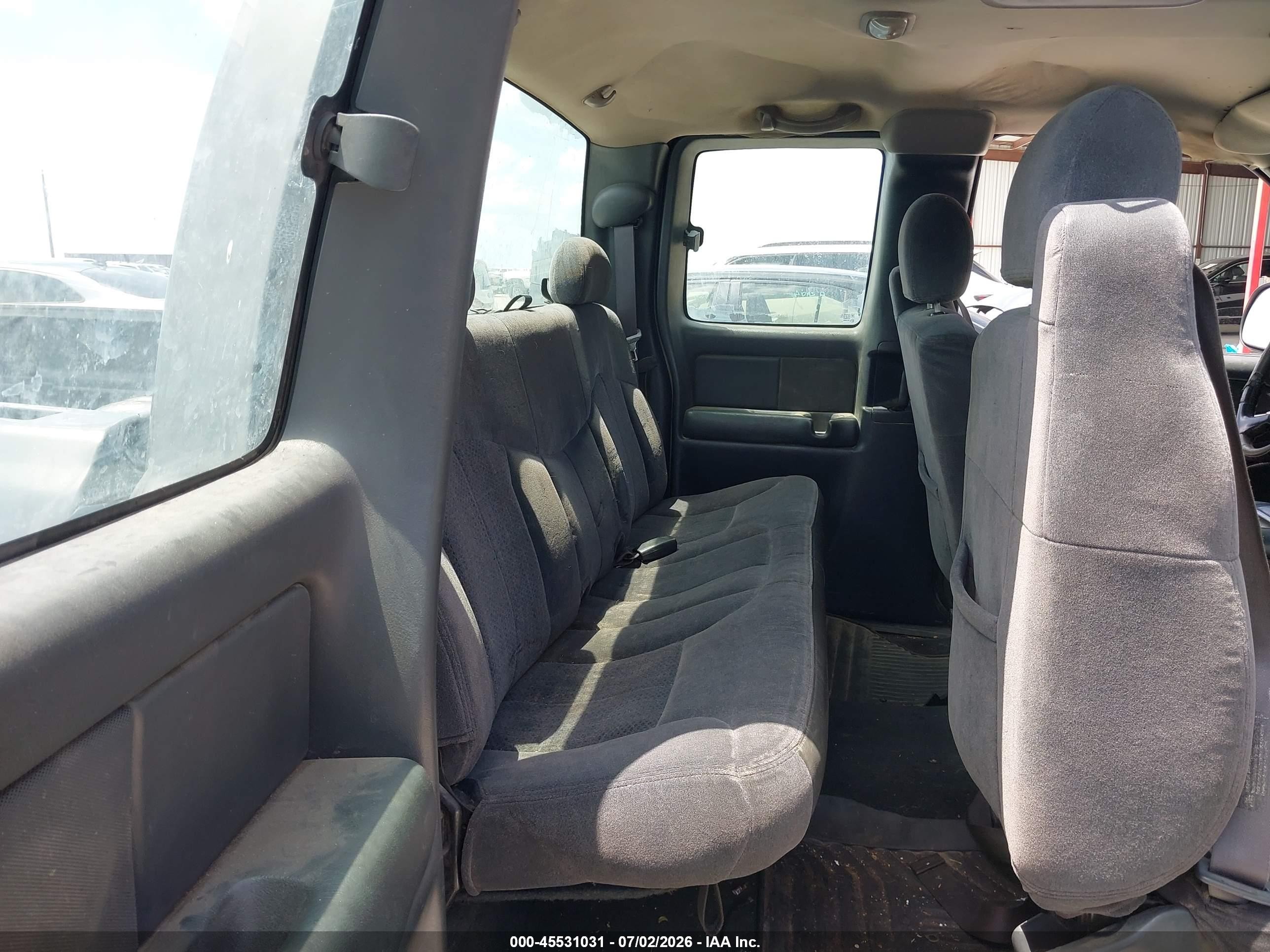 2002 Chevrolet Silverado 1500 Ls Gray vin: 2GCEC19V721237111