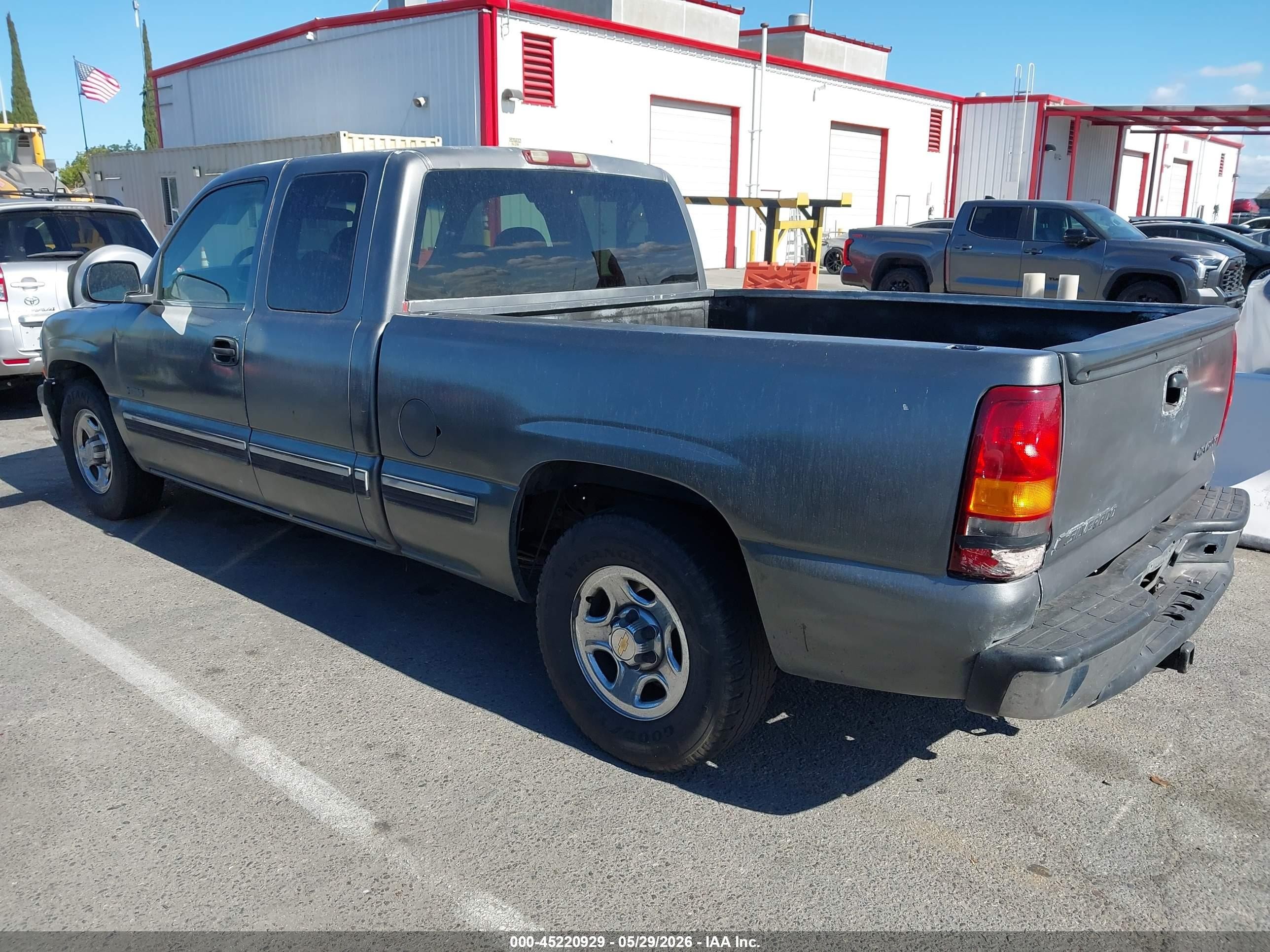 2002 Chevrolet Silverado 1500 Ls Gray vin: 2GCEC19V721352968