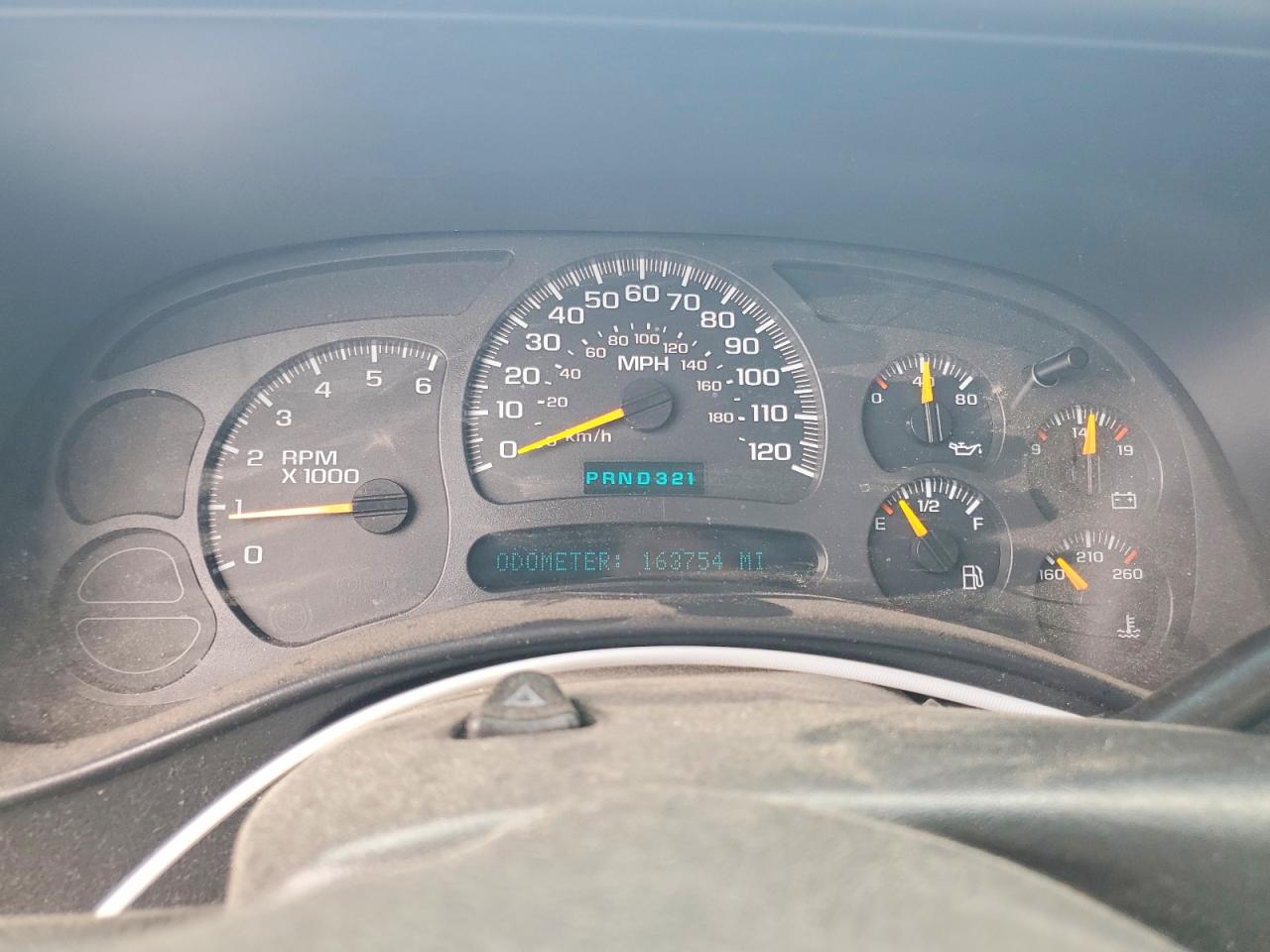 2004 Chevrolet Silverado C1500 White vin: 2GCEC19V741188141