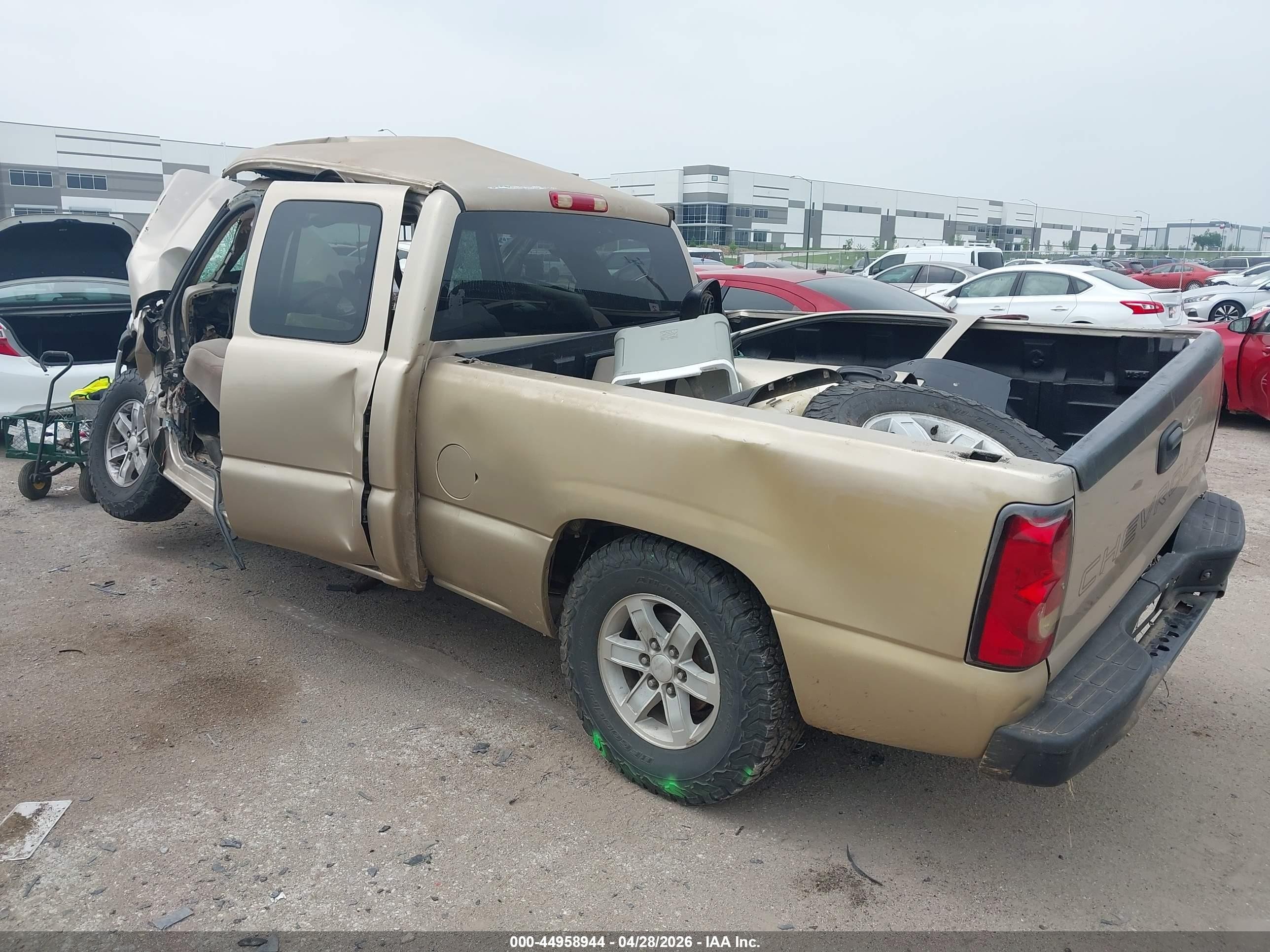 2006 Chevrolet Silverado 1500 Work Truck Gold vin: 2GCEC19V761115600