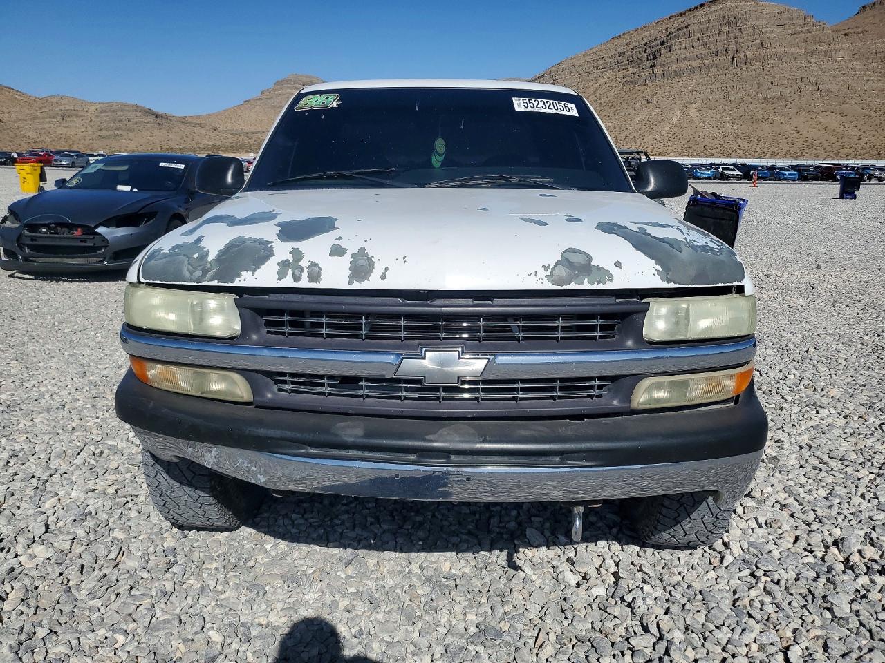 1999 Chevrolet Silverado C1500 White vin: 2GCEC19V7X1172400