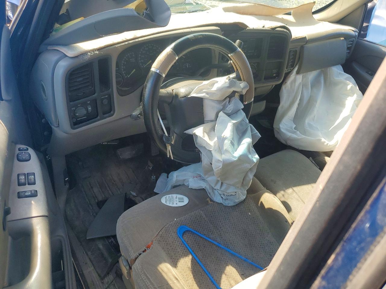 2000 Chevrolet Silverado C1500 Blue vin: 2GCEC19V7Y1349514