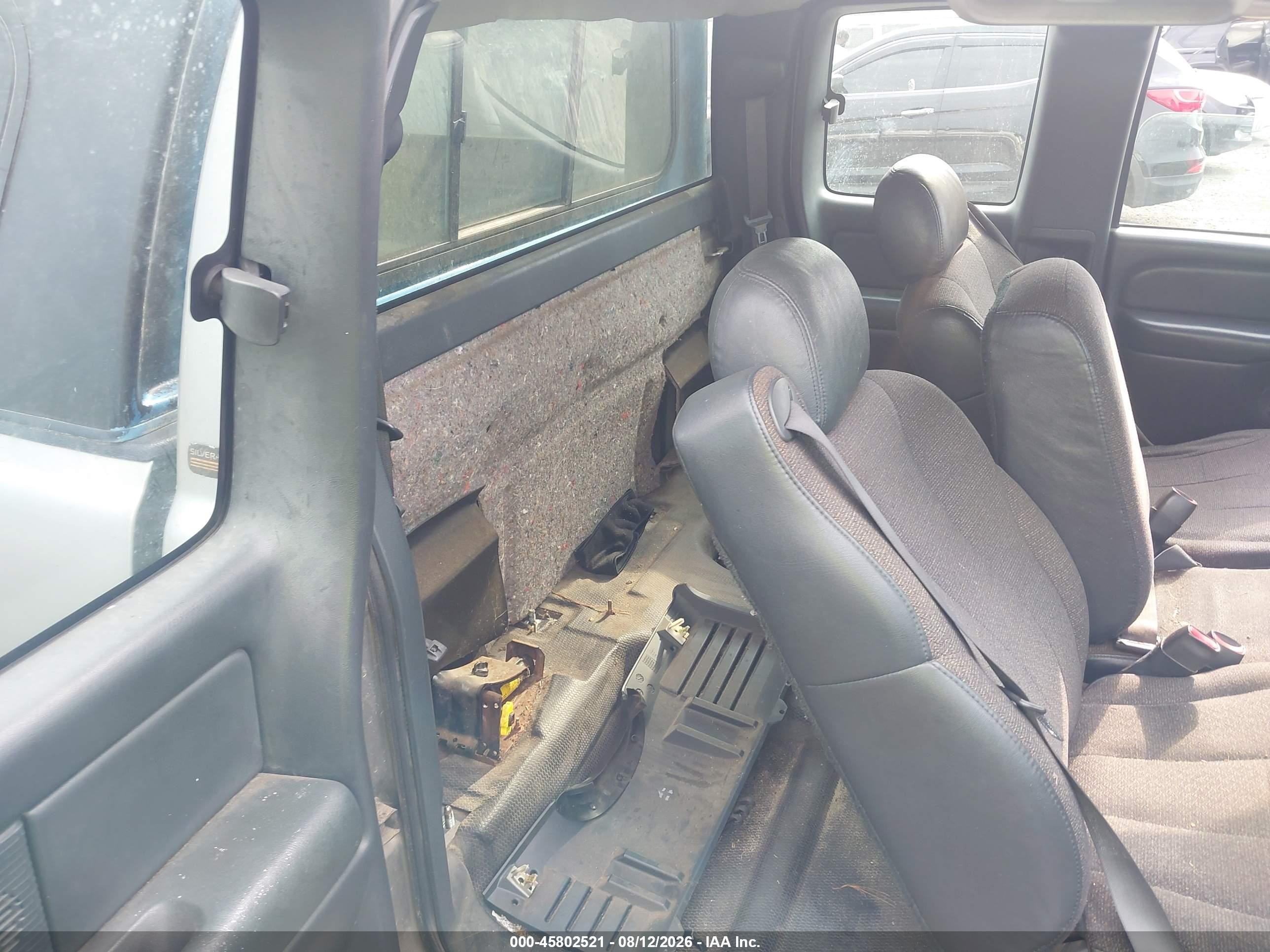 2000 Chevrolet Silverado 1500 Желто-коричневый vin: 2GCEC19V7Y1376440