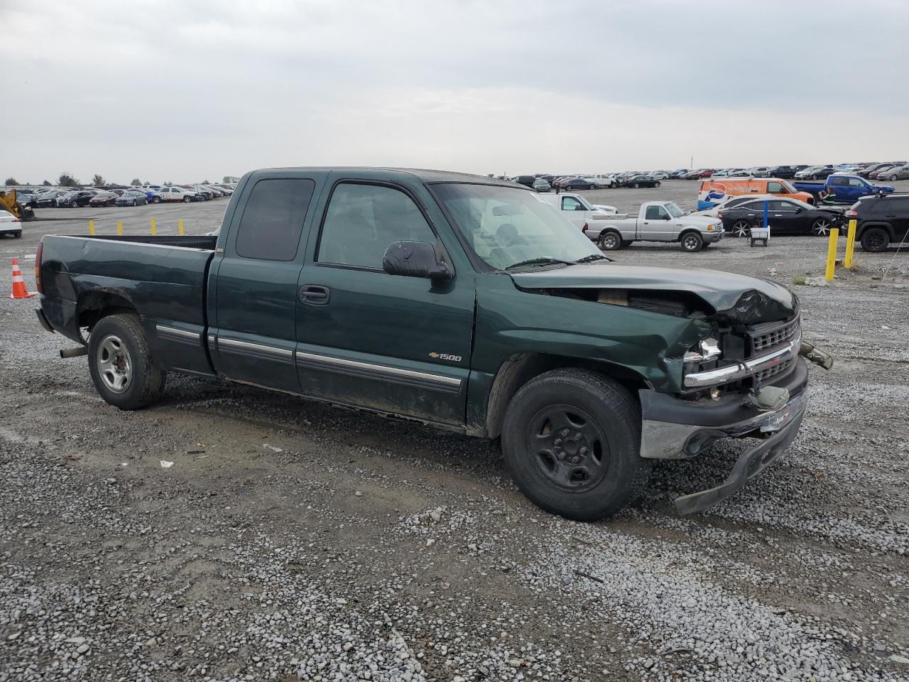 2001 Chevrolet Silverado Green vin: 2GCEC19V811113119
