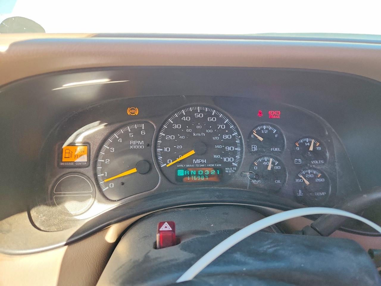 2001 Chevrolet Silverado C1500 Белый vin: 2GCEC19V811114464