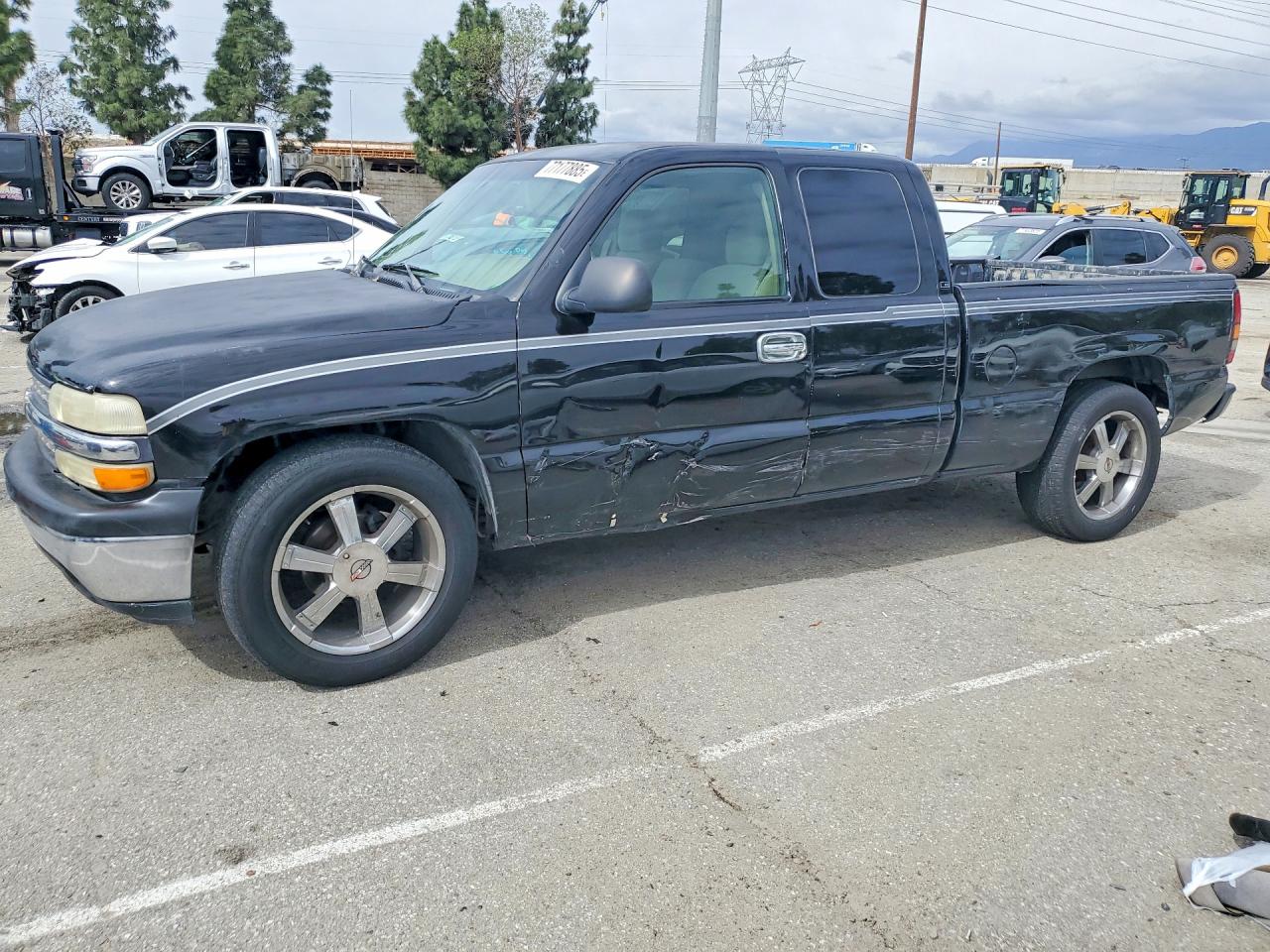 2GCEC19V811186099