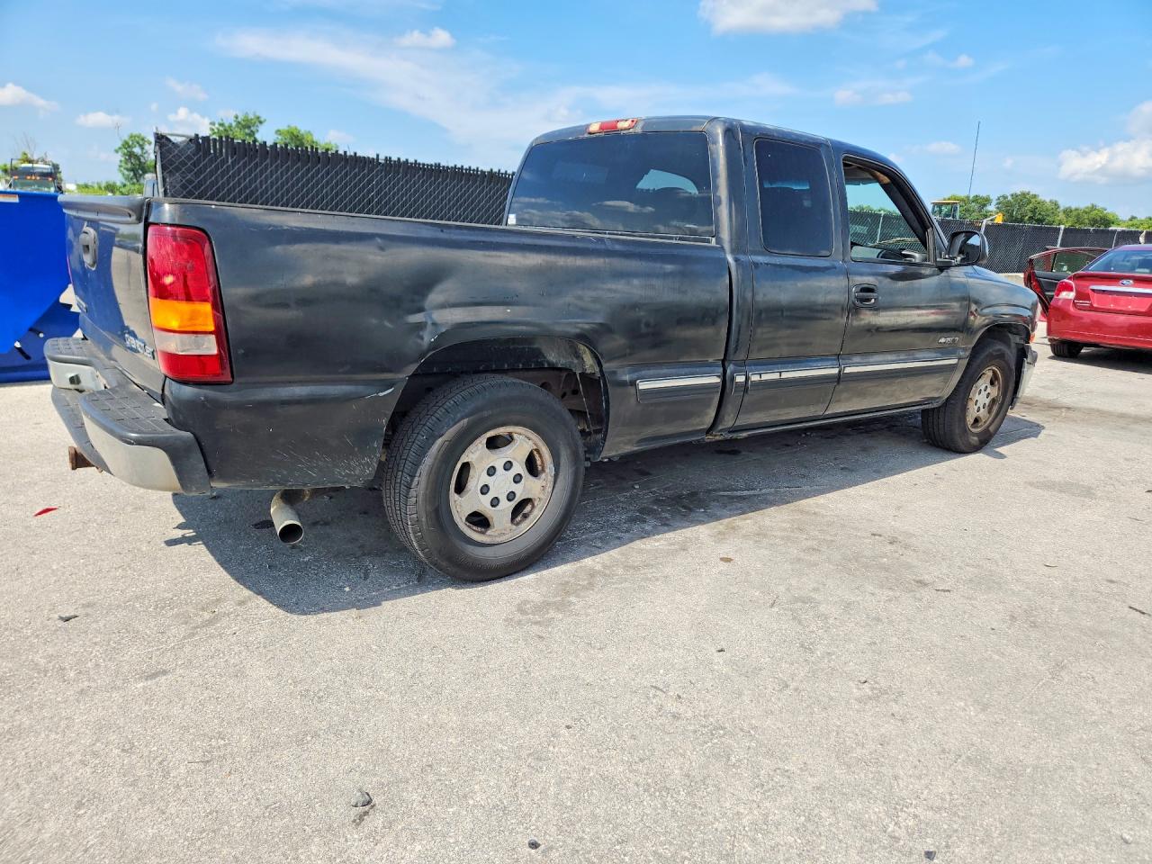2002 Chevrolet Silverado C1500 Black vin: 2GCEC19V821216624