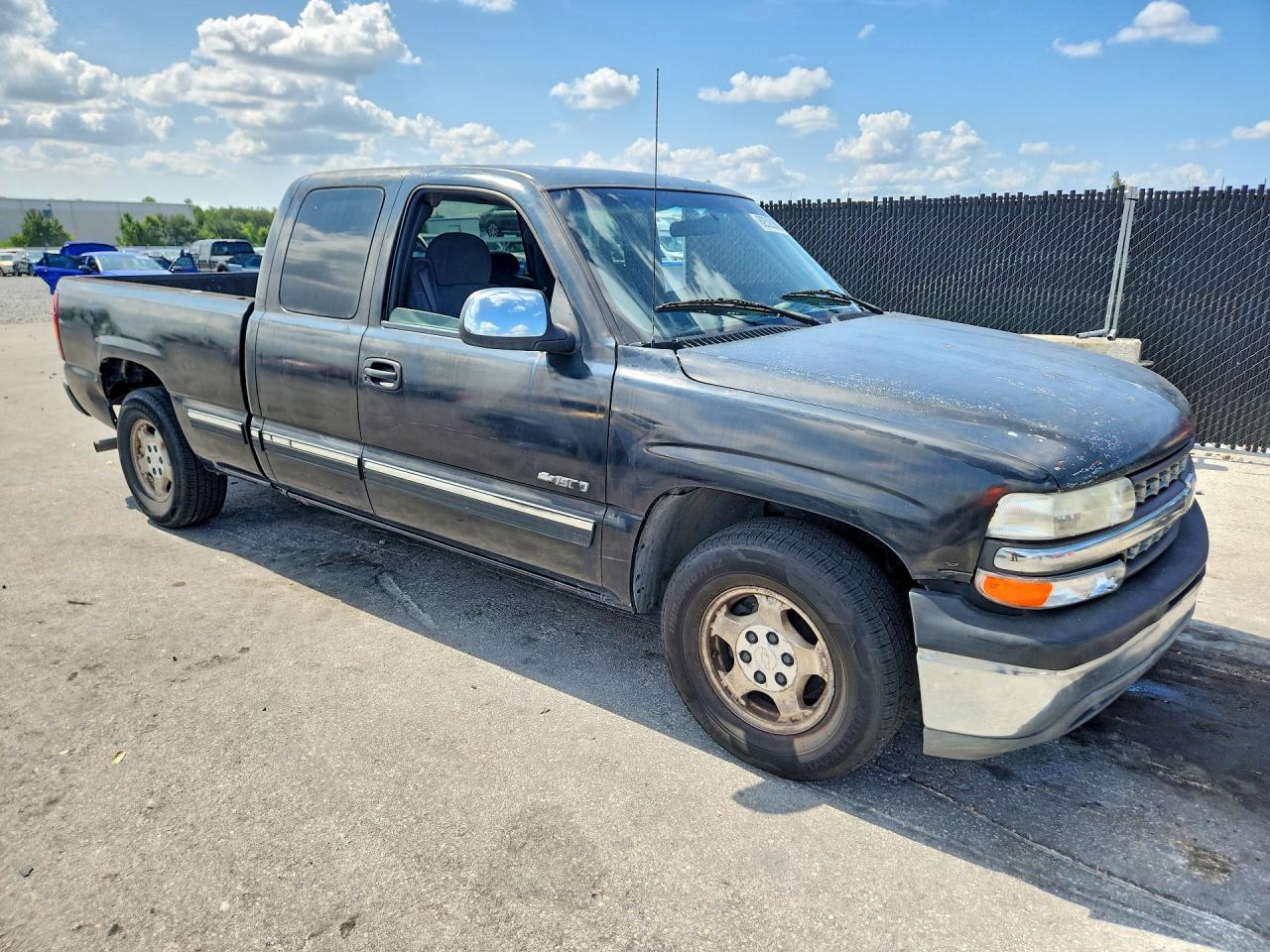 2002 Chevrolet Silverado C1500 Black vin: 2GCEC19V821216624