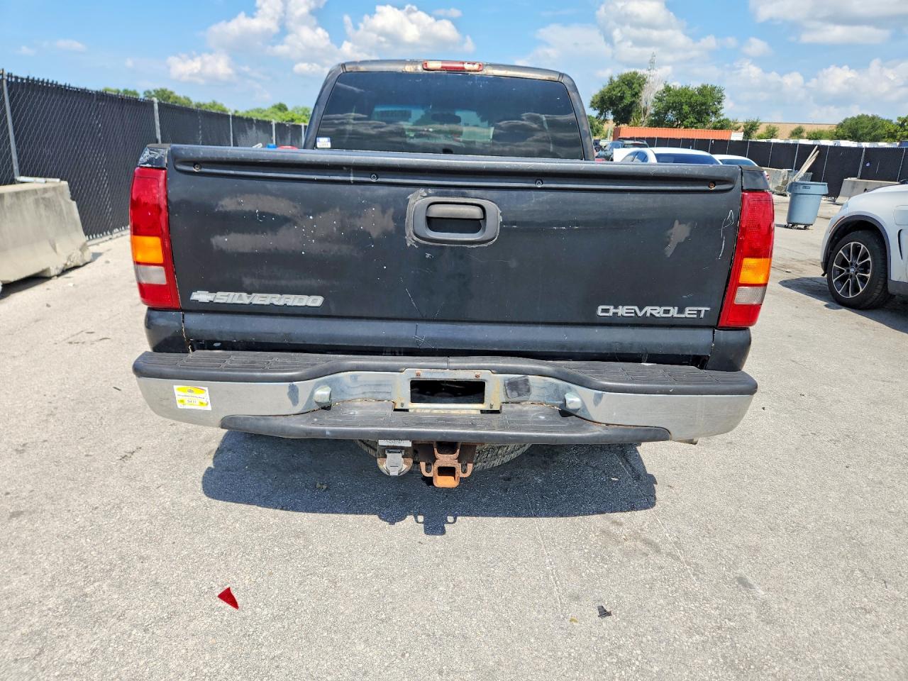 2002 Chevrolet Silverado C1500 Black vin: 2GCEC19V821216624