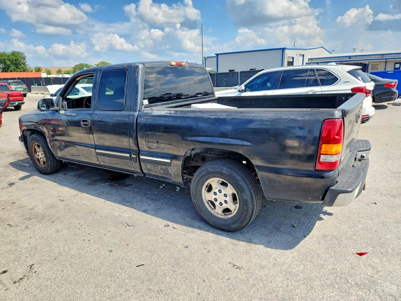2002 Chevrolet Silverado C1500 Black vin: 2GCEC19V821216624