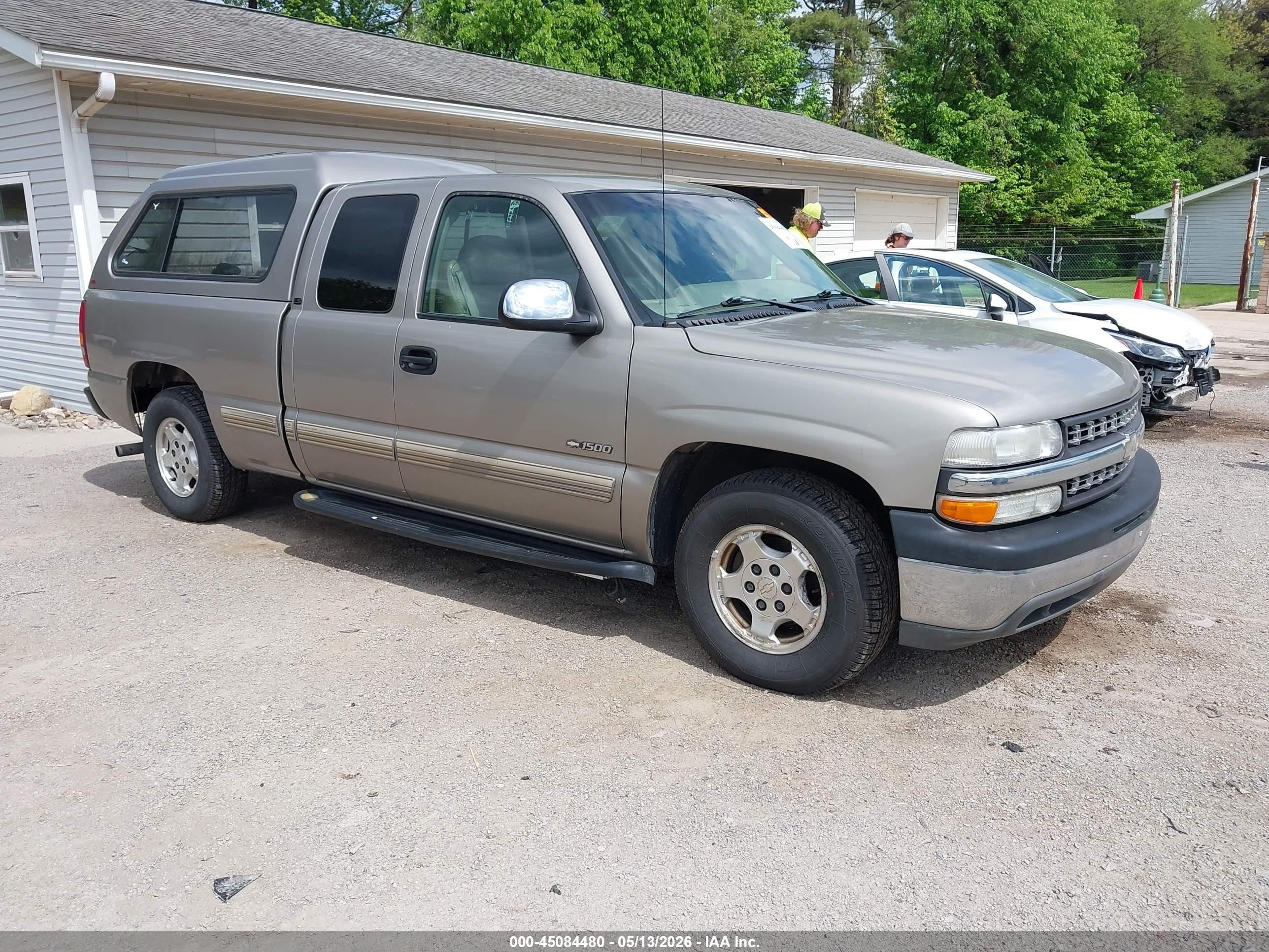 2GCEC19V821229695