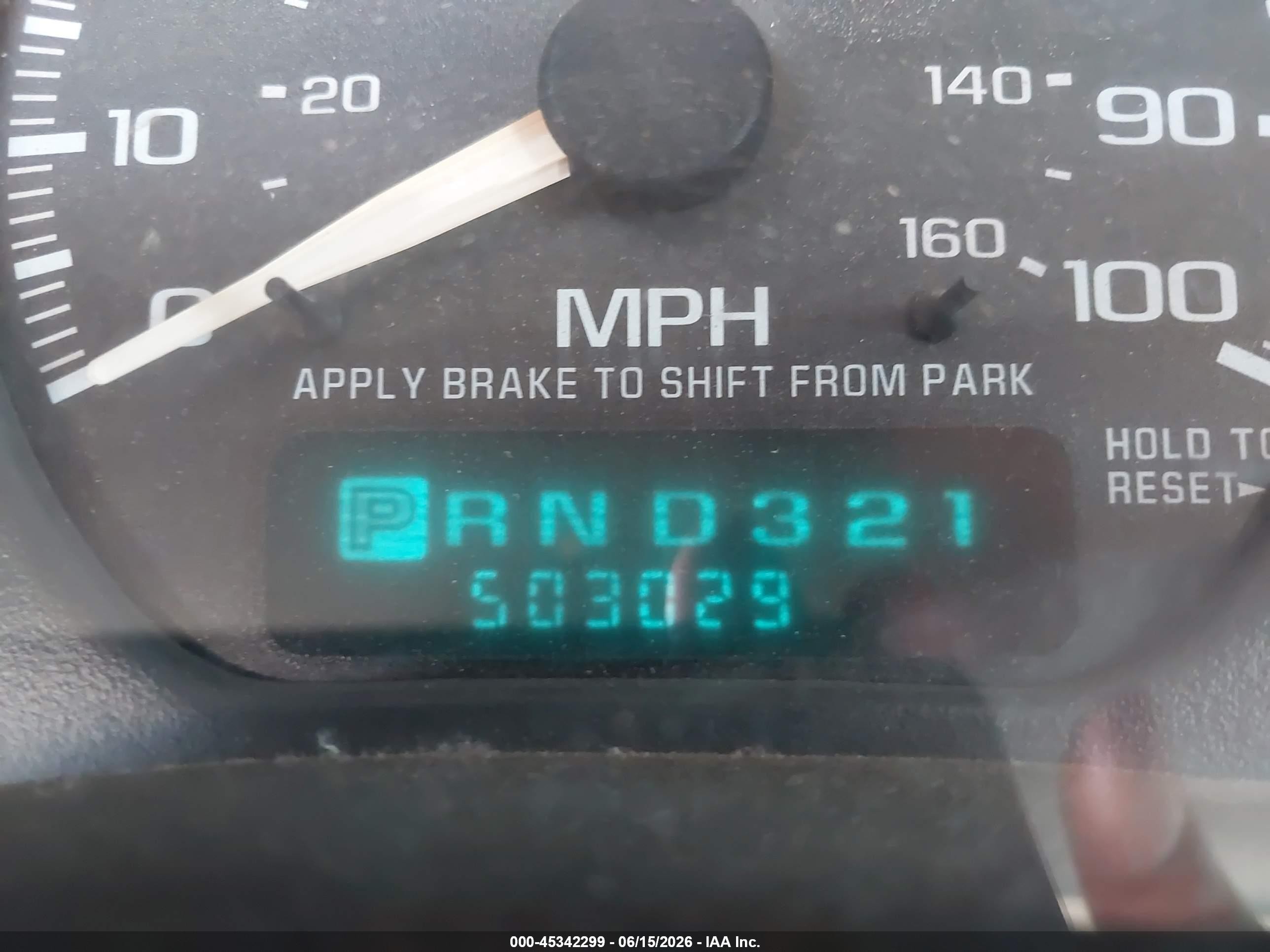 2002 Chevrolet Silverado 1500 Ls Белый vin: 2GCEC19V821425703
