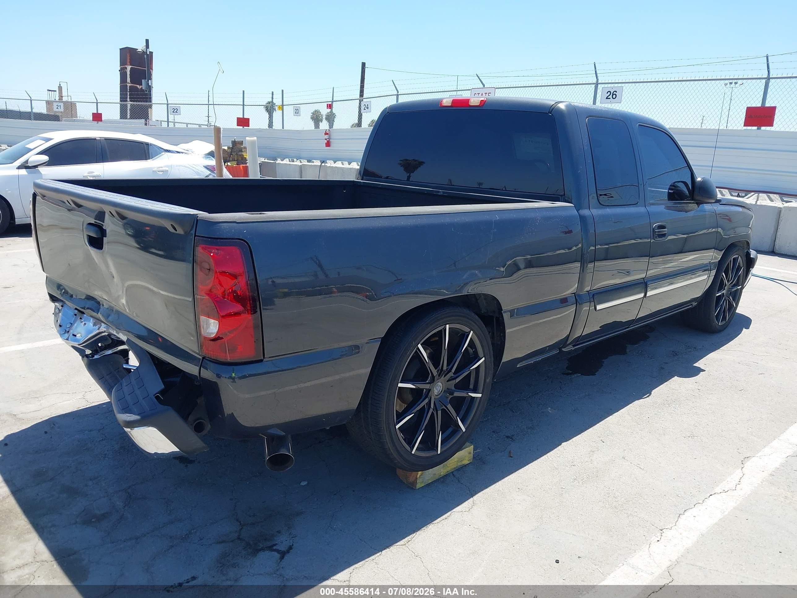 2003 Chevrolet Silverado 1500 Ls Black vin: 2GCEC19V831242478